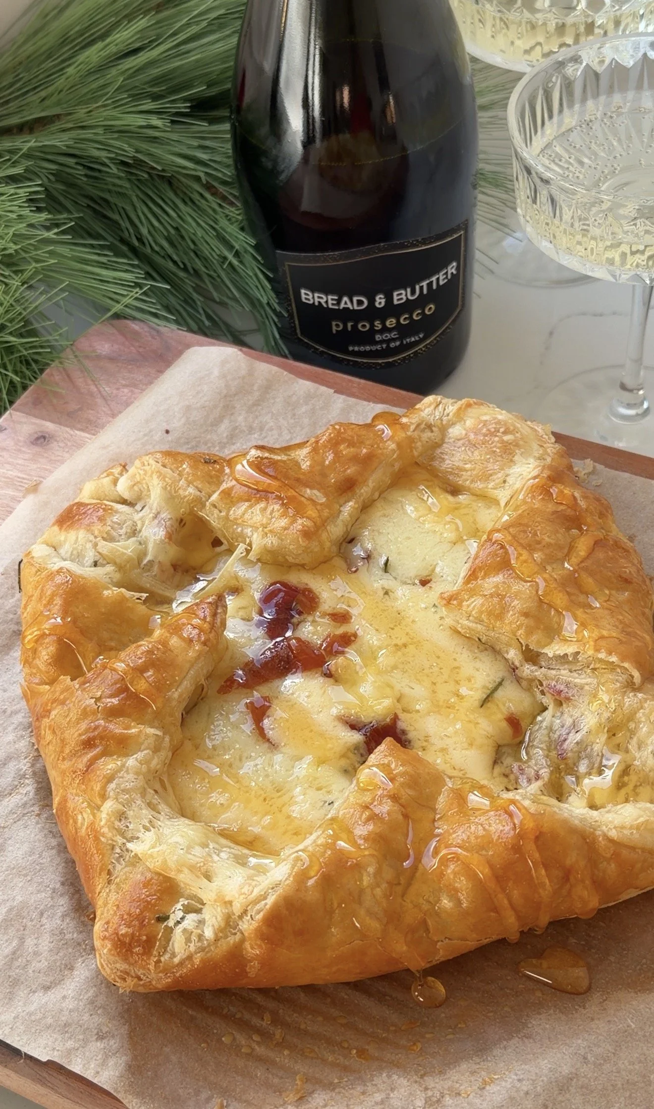 Cheese &amp; Crispy Proscuitto Galette