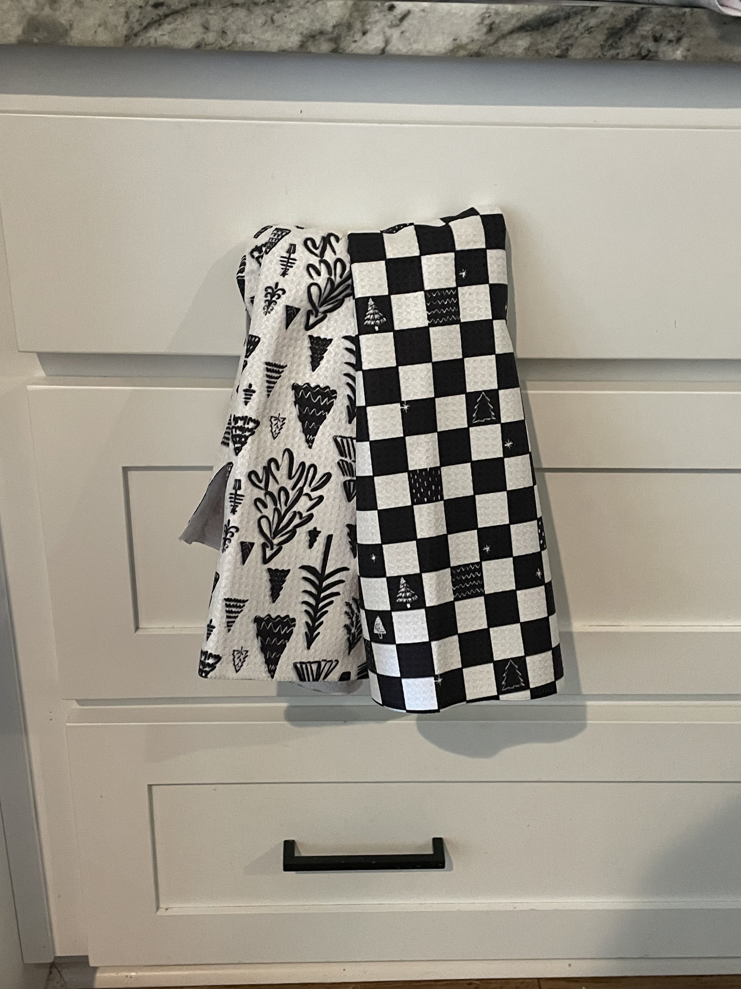 moderntreetowelset.jpg