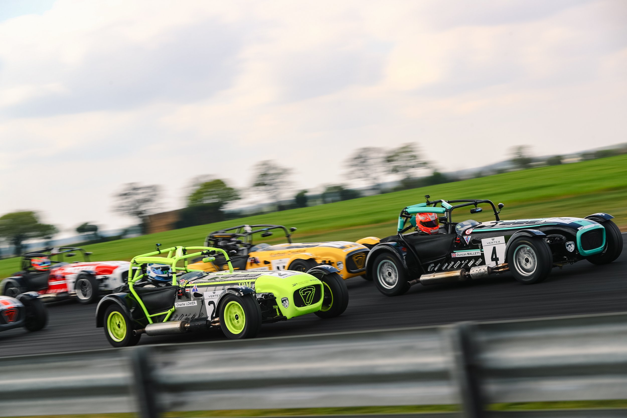 SNET 310R RACE-6.jpg