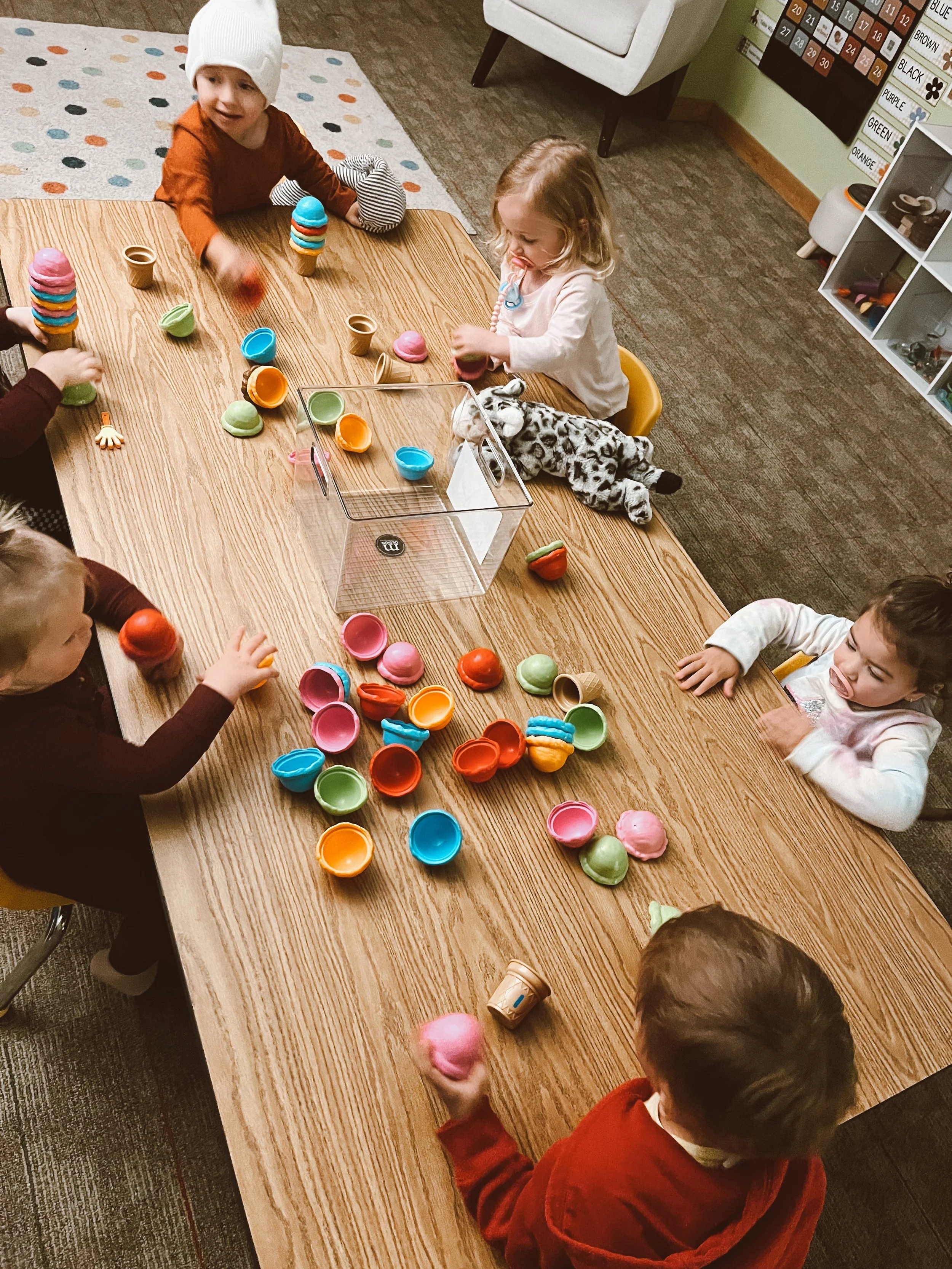 cub classroom kids 1.JPG
