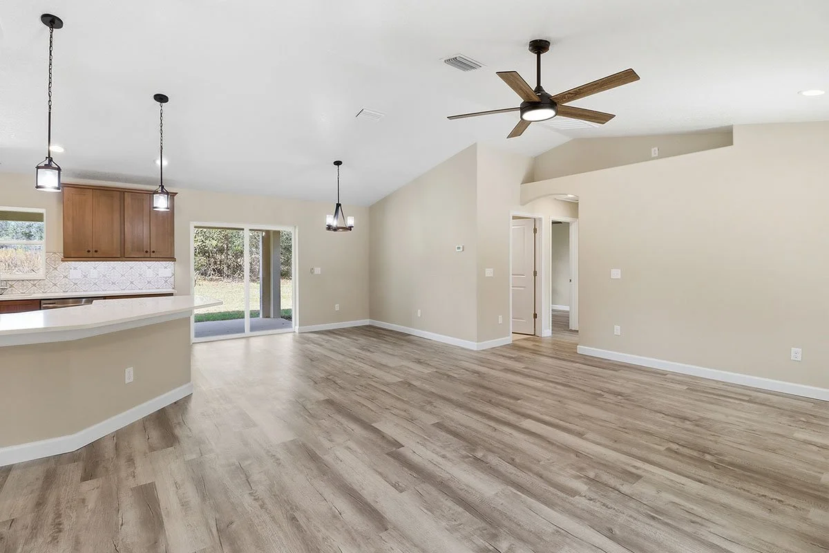8158 N Terrel 009.jpg