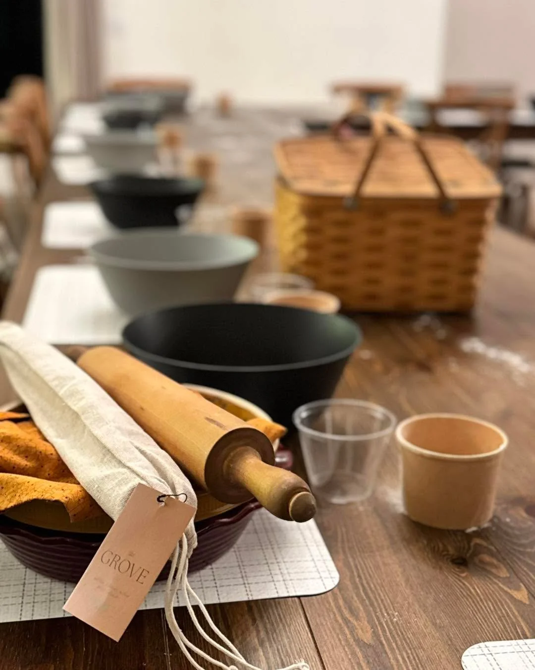 Thank you for joining us at The Grove for our Art of Pie workshop. Full hearts, floured hands, and the sweetest memories made. 🥧🤍
#TheGroveDelta #workshops #cassiebee #learntogether #community #artofpie #grovedelta