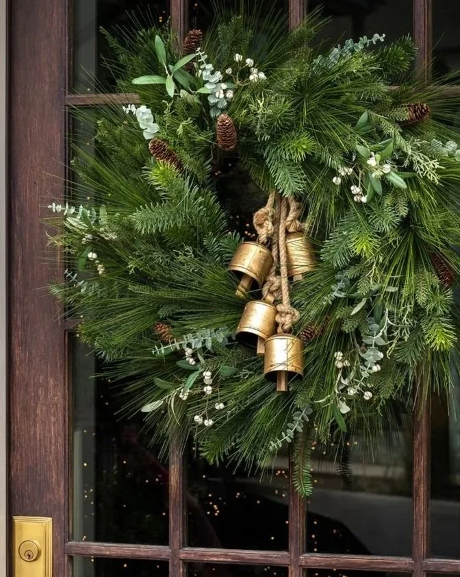 24_+Pinecone+%26+Berries+Faux+Wreath.jpg