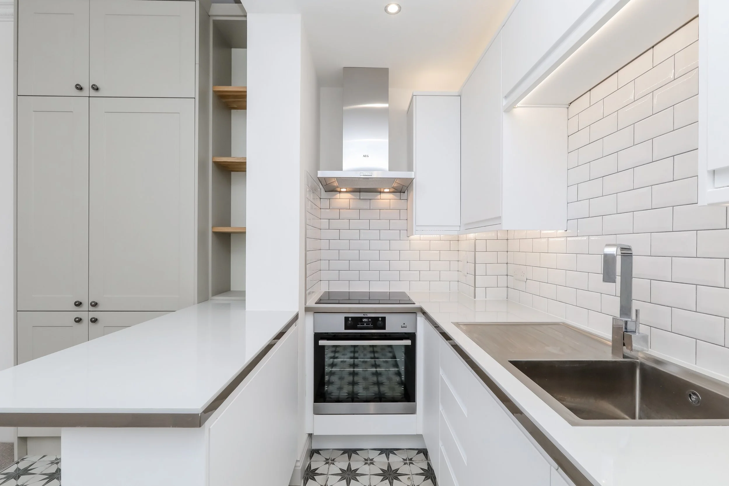 2_24 Waterloo Street-3.JPG