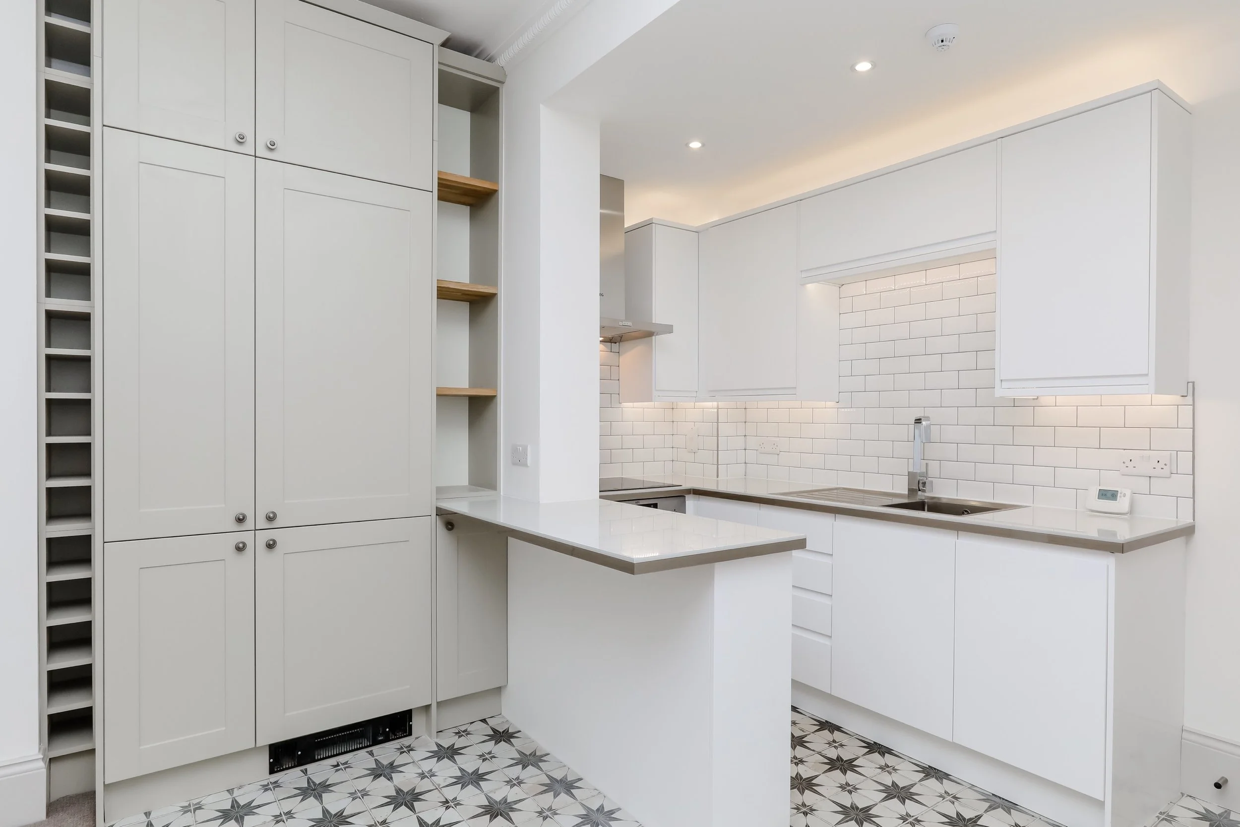 2_24 Waterloo Street-2.JPG