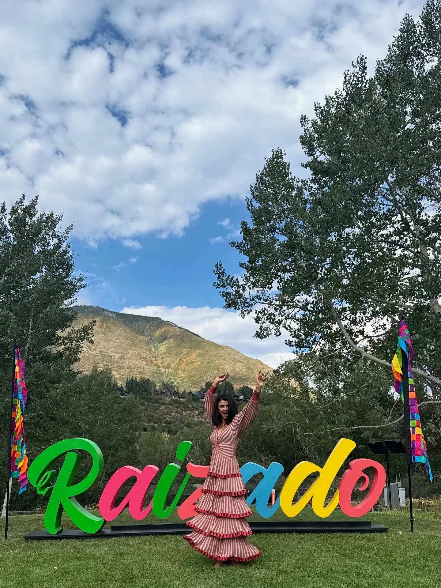 I didn&rsquo;t realize just how much I needed to be in community&hellip;and in the unique @raizadofestival way!
@activistmonicaramirez, I can&rsquo;t thank you enough for seeing me during this phase of transition and inviting me to share from the hea