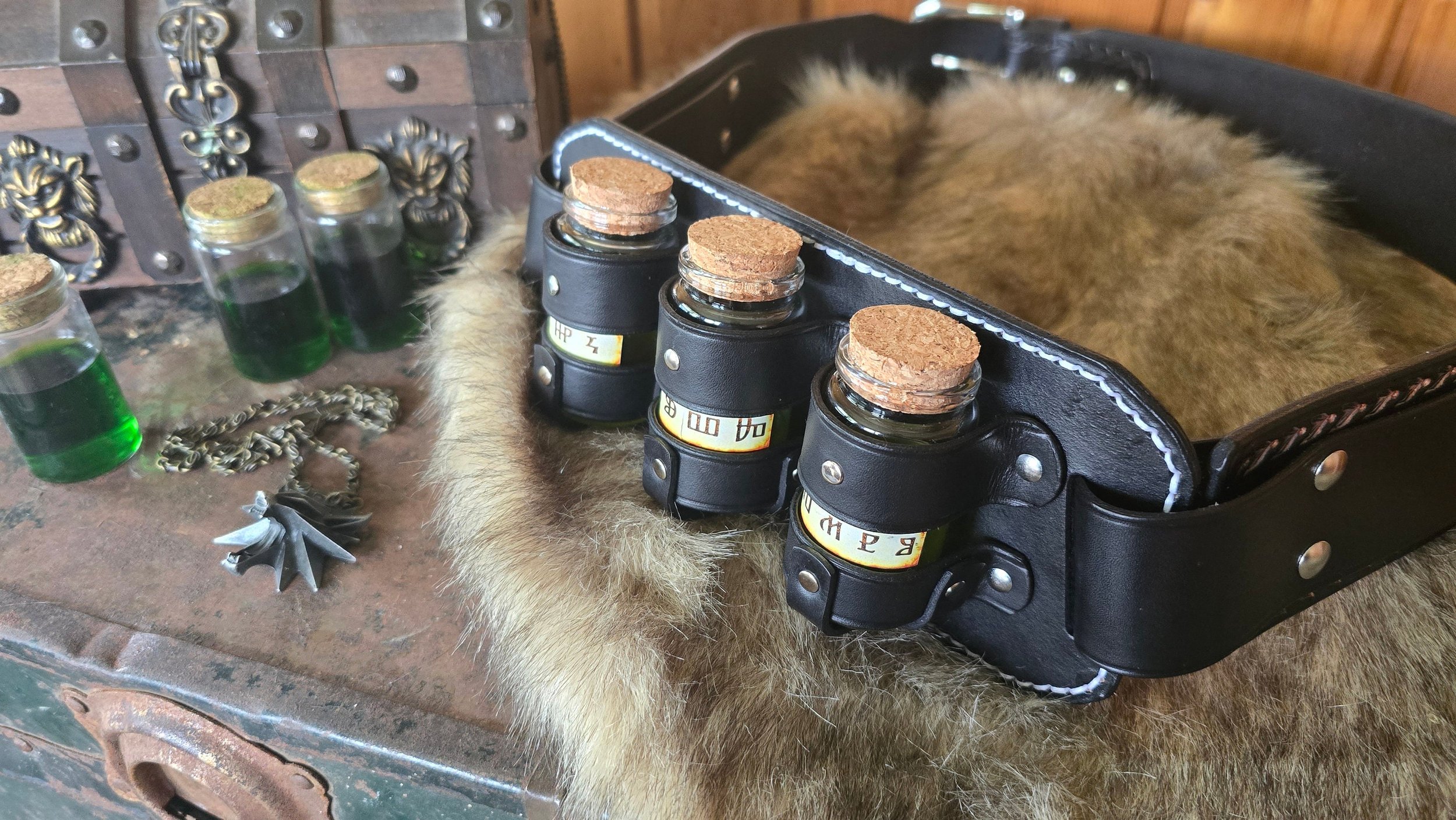 https://i.etsystatic.com/49140161/r/il/b399ce/5981819402/il_fullxfull.5981819402_gn4y.jpg