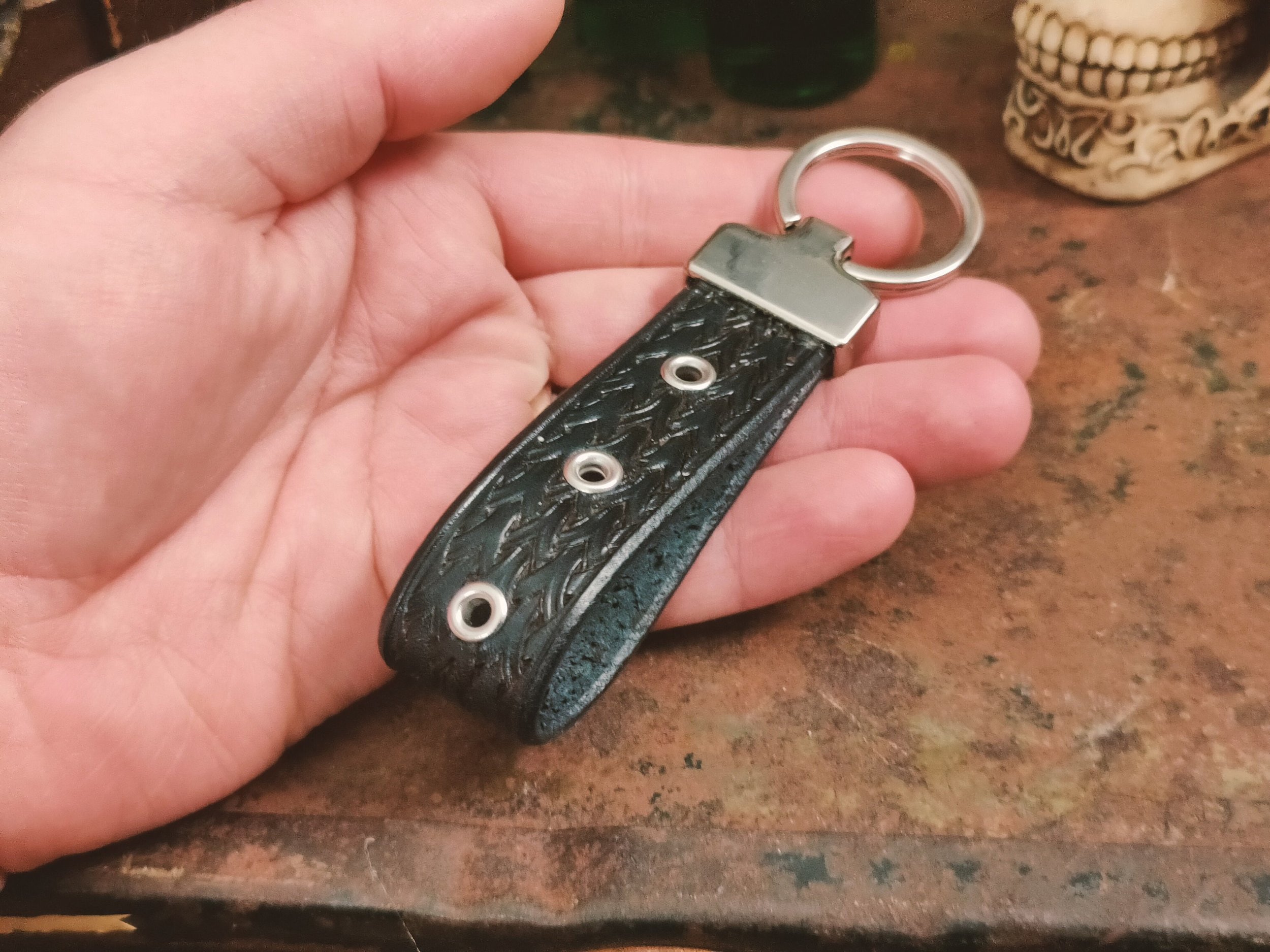 https://i.etsystatic.com/49140161/r/il/5812a1/5770611822/il_fullxfull.5770611822_jyca.jpg