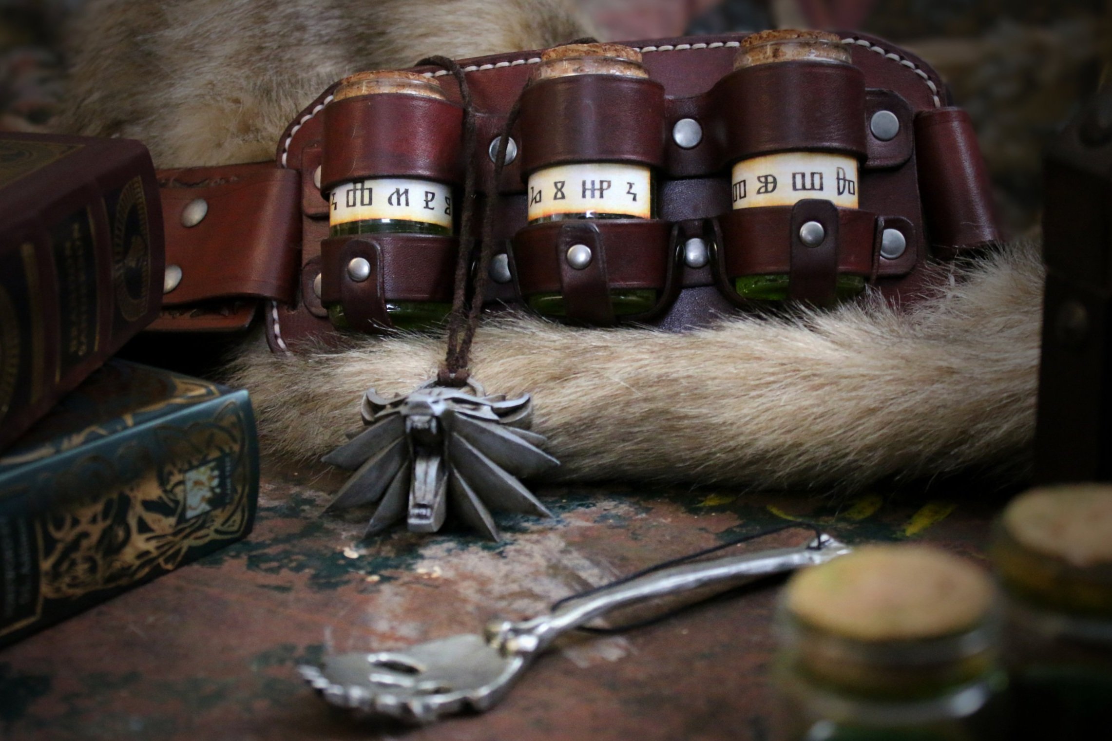 ManticoreFeline_AlchemyStrap_A.jpg