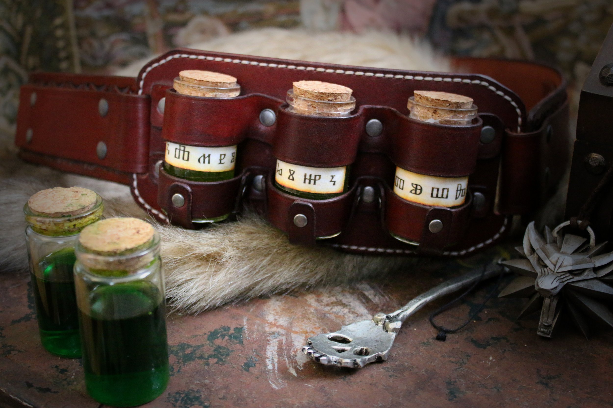 ManticoreFeline_AlchemyStrap_B.jpg