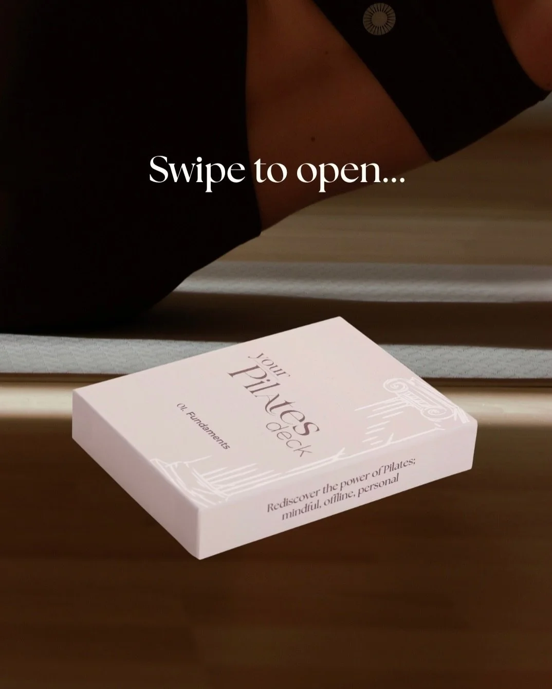 Open 𝙔𝙤𝙪𝙧 𝙋𝙞𝙡𝙖𝙩𝙚𝙨 𝘿𝙚𝙘𝙠 and find inspiration, motivation and structure for your next Pilates routine 🤍