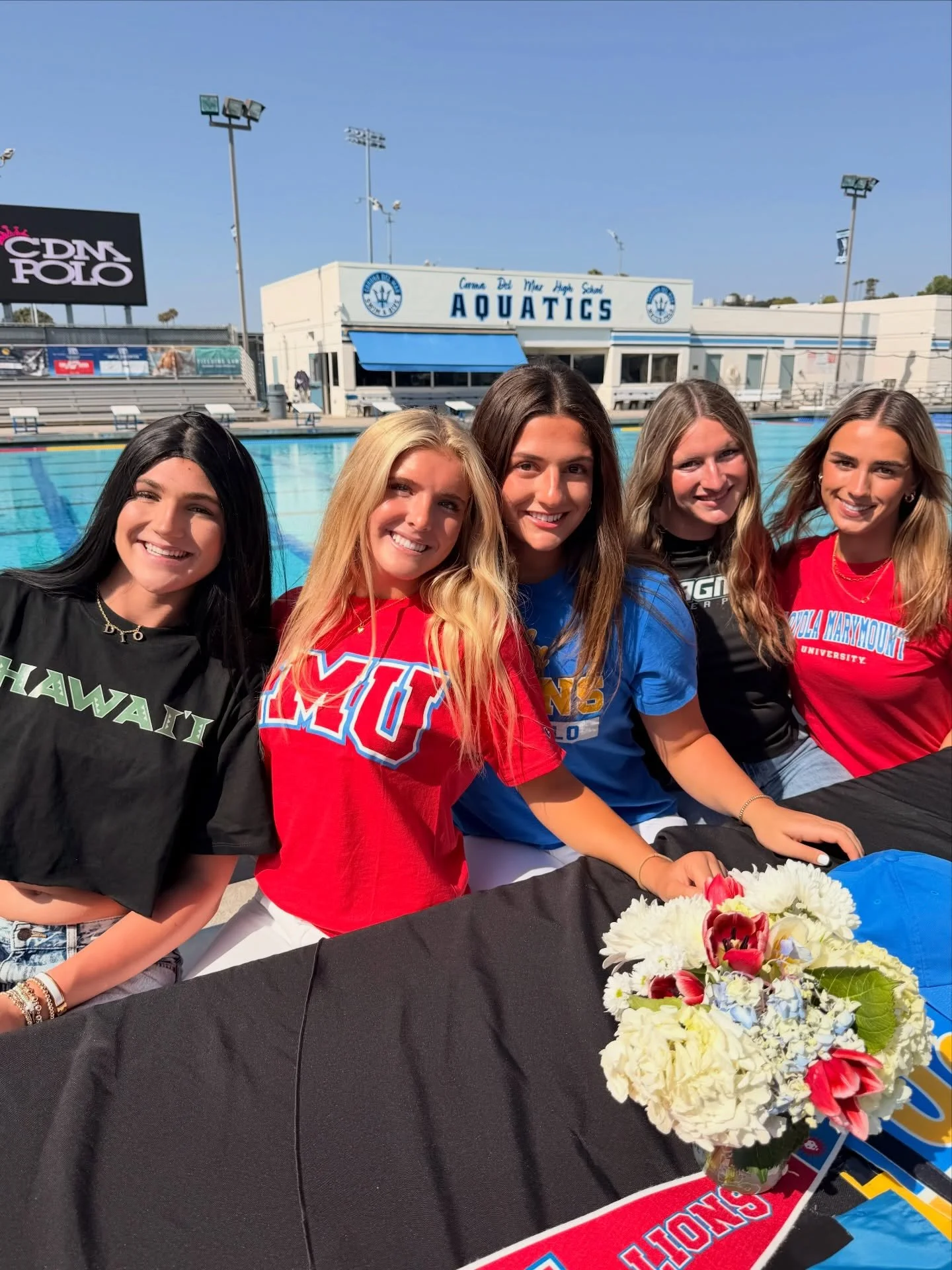 We 🩷 our Class of '26 Sea Queens! 

Following CDM's Signing Day this afternoon, we took the celebration to the pool deck so the entire team could recognize our seniors heading off to play collegiate water polo in the fall. 

👑 Josie Alaluf, Loyola 