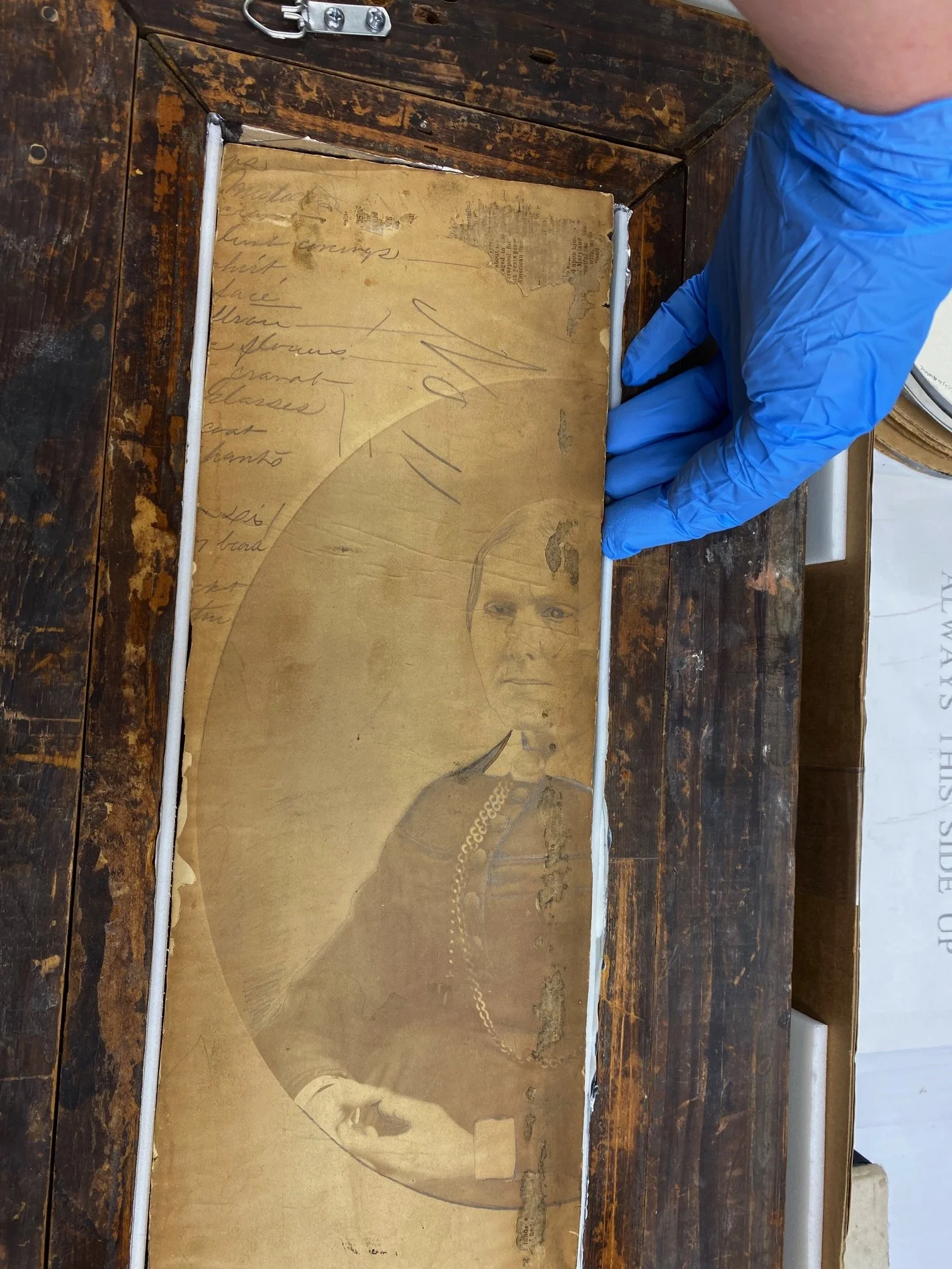 In progress. Adjusting the frame rabbet with Volara.