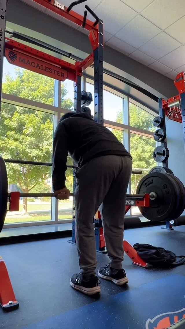 Day one of new program.
Taking a slower periodization for this block of training, really emphasizing stability and core strength.
#fitness #personaltrainer #stability #leg