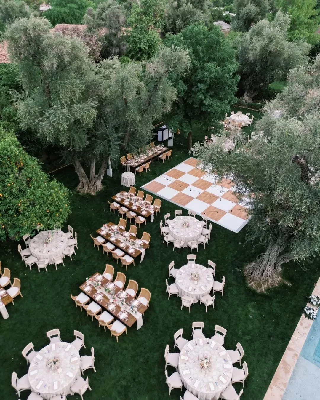 Private estate weddings have a quiet kind of magic&mdash;elevated, intimate, and beautifully personal.

Customized bar moments, romantic seating, and refined lounge details created a setting that was every bit as meaningful as it was stunning.

Honor