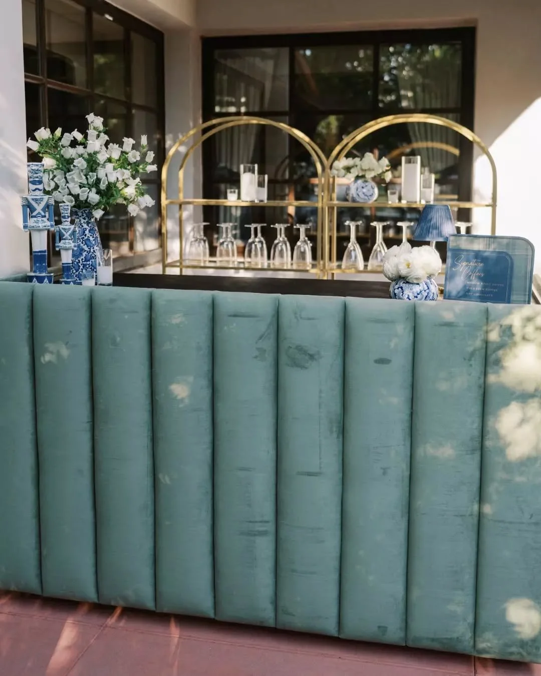 &rsquo;Tis the season for statement bars and bold gatherings ✨

Our Prim Green Velvet Marlowe Bar (and gold Ella shelves) brings the perfect touch of holiday glam&mdash;because every great party deserves a great backdrop.

Let's talk holiday gatherin