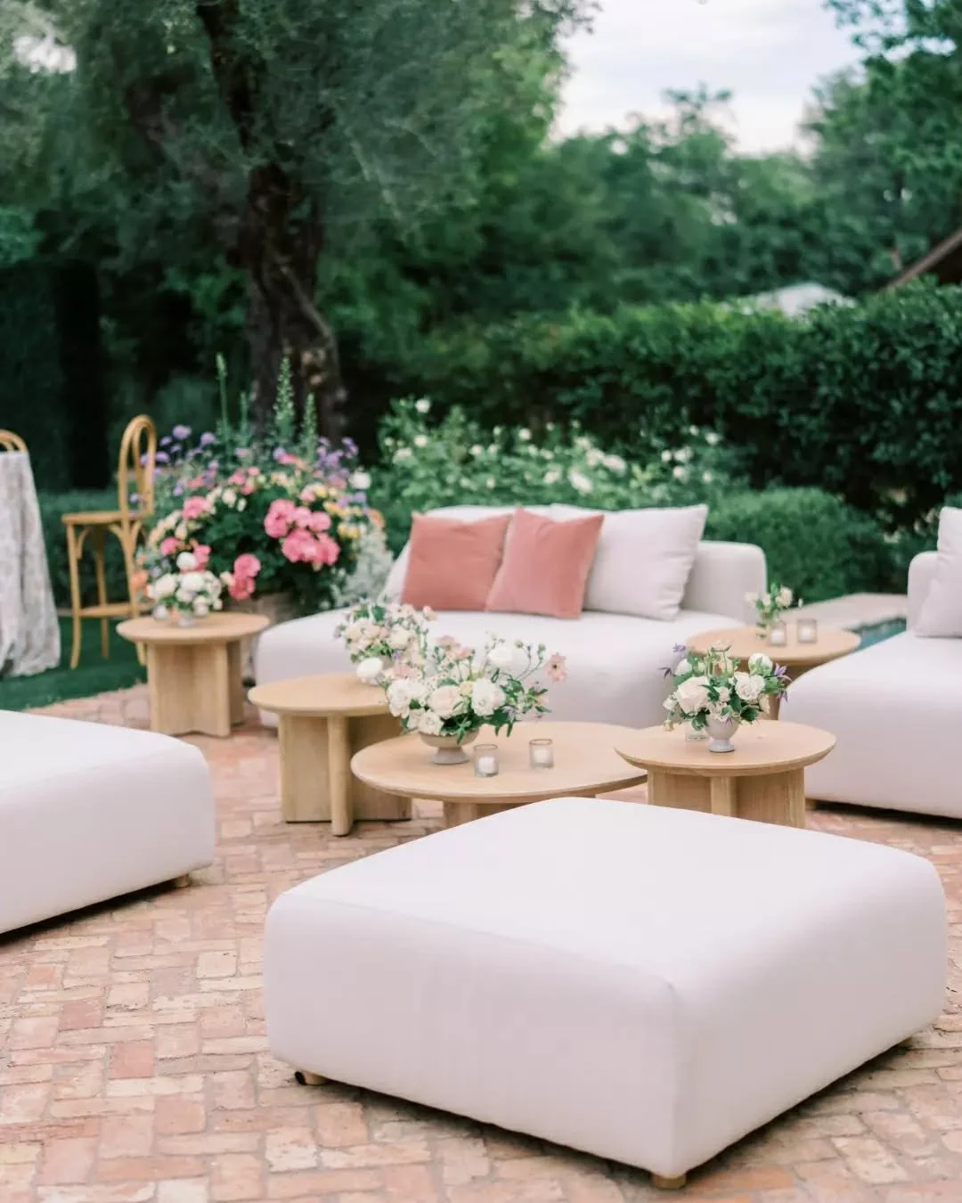 Because every party needs a place to pause.

This Harper Loveseat lounge&mdash;with its layered textures, nesting tables, and velvety touches&mdash;is what cozy luxury looks like&nbsp;🌸 
.
.
.
Planner: @revelweddingcompany
Photography: @maryclaire_p