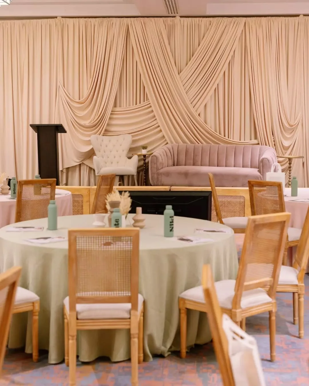 When the vision for @industryeditretreat called for an environment that felt both intentional and transformative, we knew it was a job for the full team ✨

We loved seeing our seating and stage setups work in total harmony with the architectural drap