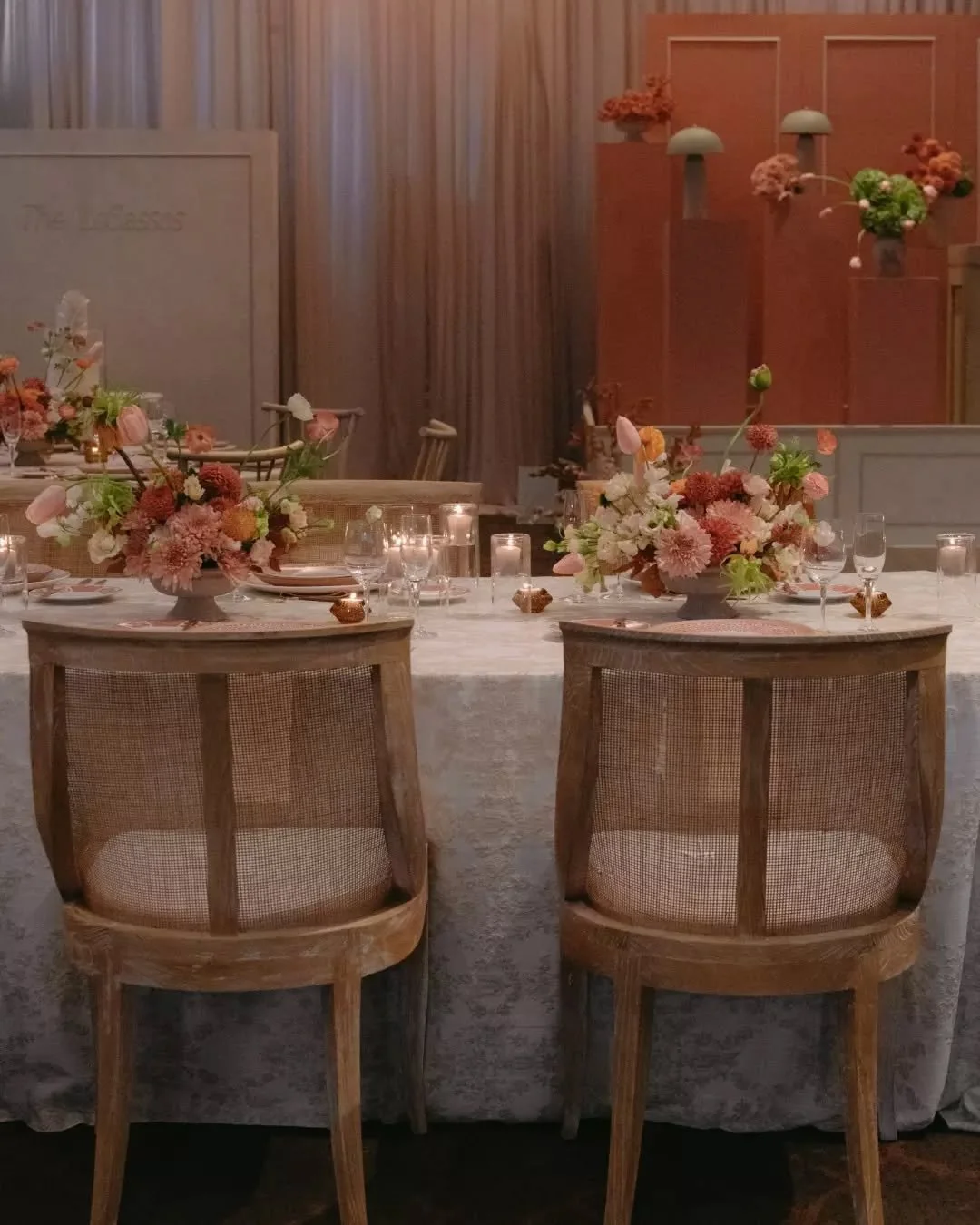 A little bit of vintage inspired beauty added to Priyanka + Ben 's @enchantment_resort reception via our Mae Cane Back Dining Chairs 🤍
.
.
.
Planning &amp; Design: @mandymarieevents @skyler_mandymarieevents @haley_mandymarieevents
Photography: @emil