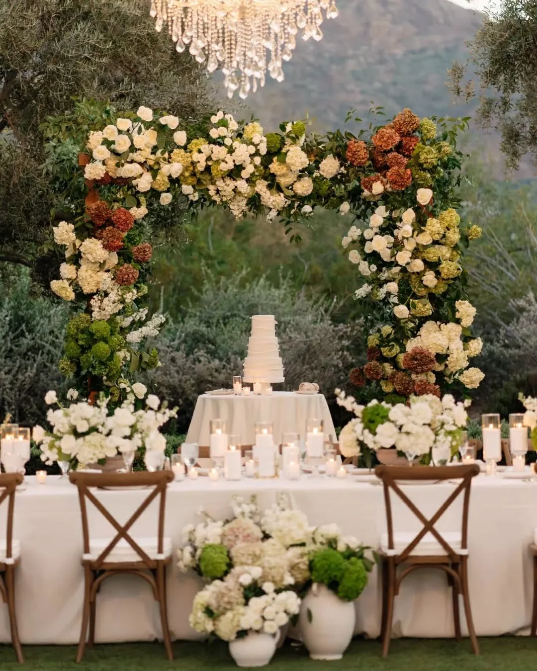 Bringing a fresh layer of comfort to a classic silhouette ✨

For Olivia + Patrick&rsquo;s reception, we loved how our plush white linen pads completely transformed the venue&rsquo;s standard X-back chairs. It&rsquo;s the perfect example of how you do