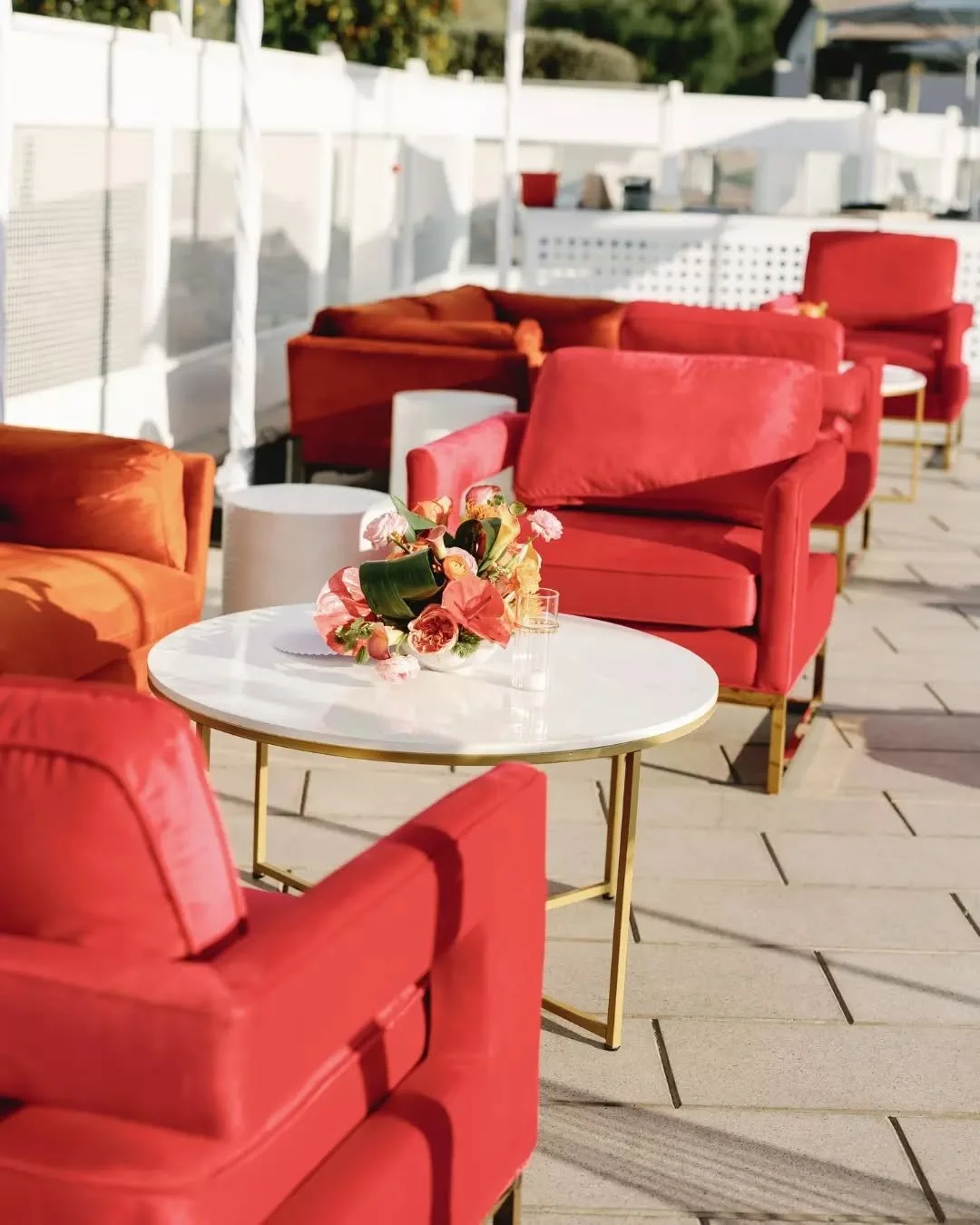 We brought the summer sunset vibes to this recent @mountainshadowsaz industry event with punchy lounge seating, glam highboys, and our velvet Marlowe Bar in Marigold ✨
.
.
.
Photography: @desertweddingphotographyco
Venue: @mountainshadowsaz
Cabanas: 