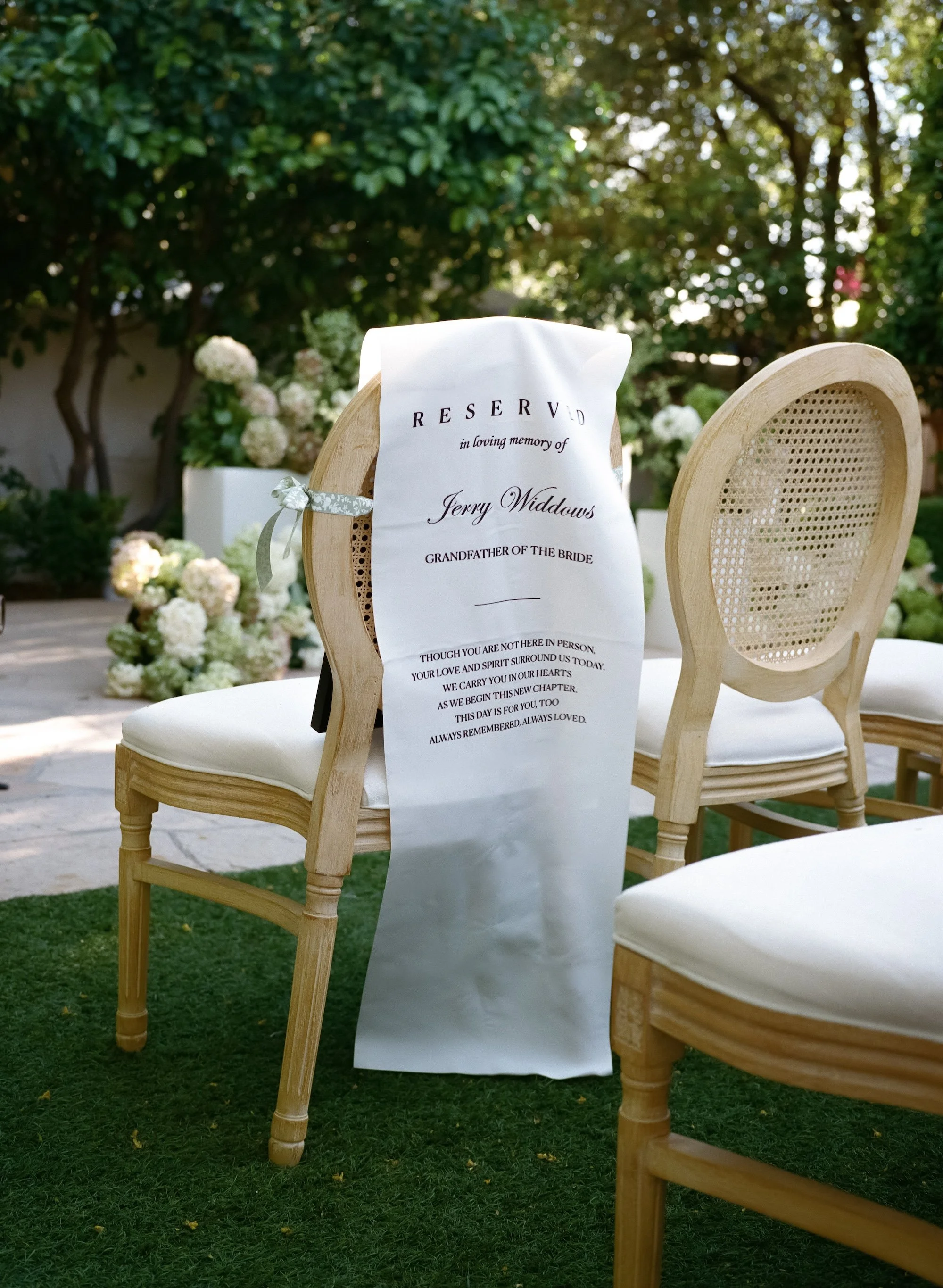 wedding-chairs-el-chorro-prim-event-rentals-22.jpg