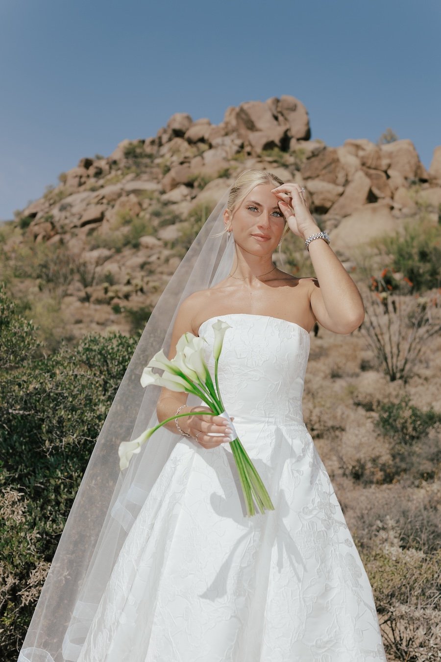 style-me-pretty-prim-rentals-four-seasons-scottsdale-wedding-5.jpg