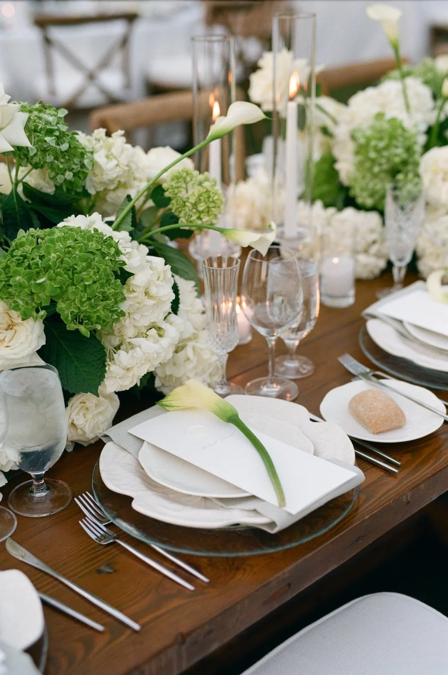 style-me-pretty-prim-rentals-four-seasons-scottsdale-wedding-25.jpg