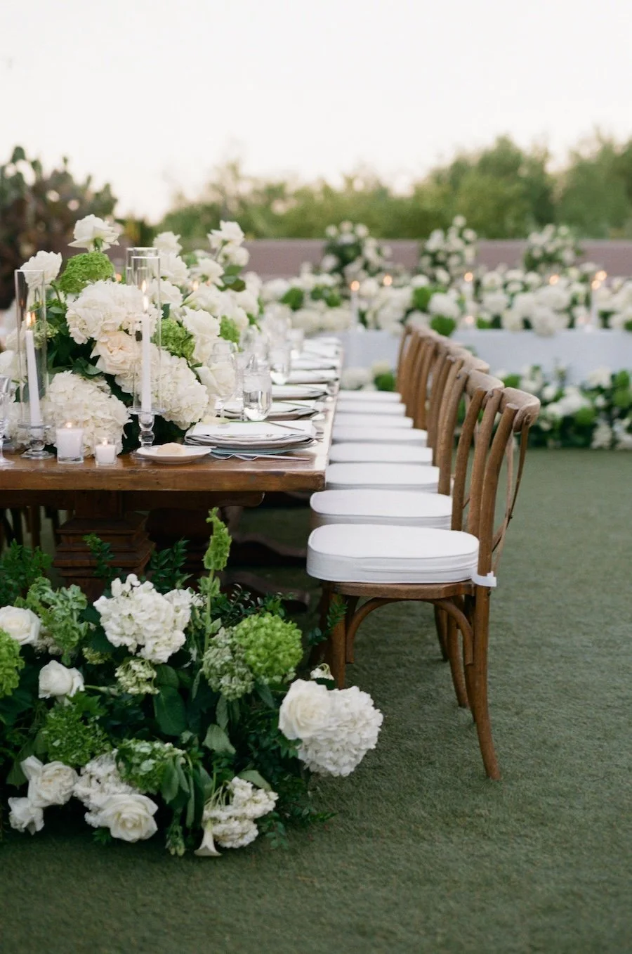 style-me-pretty-prim-rentals-four-seasons-scottsdale-wedding-26.jpg