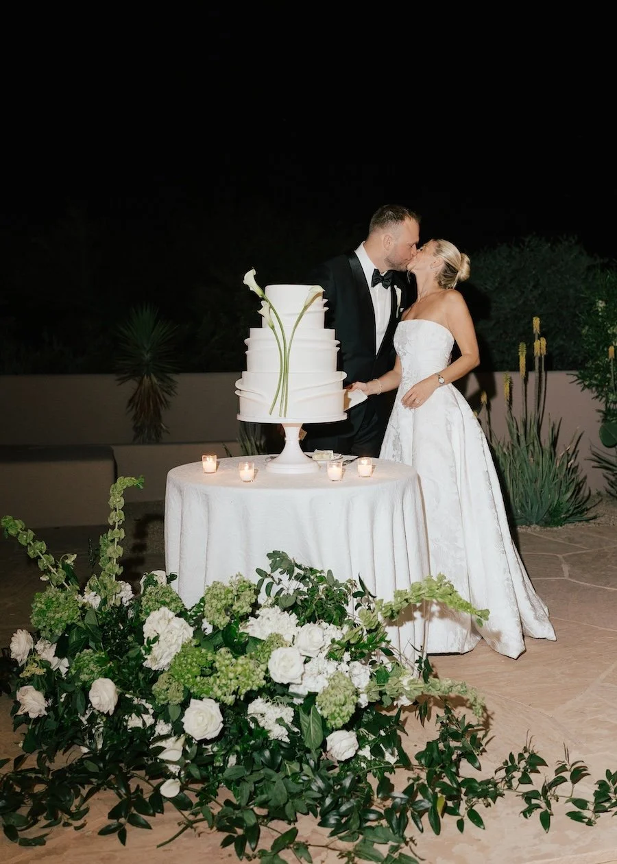 style-me-pretty-prim-rentals-four-seasons-scottsdale-wedding-30.jpg