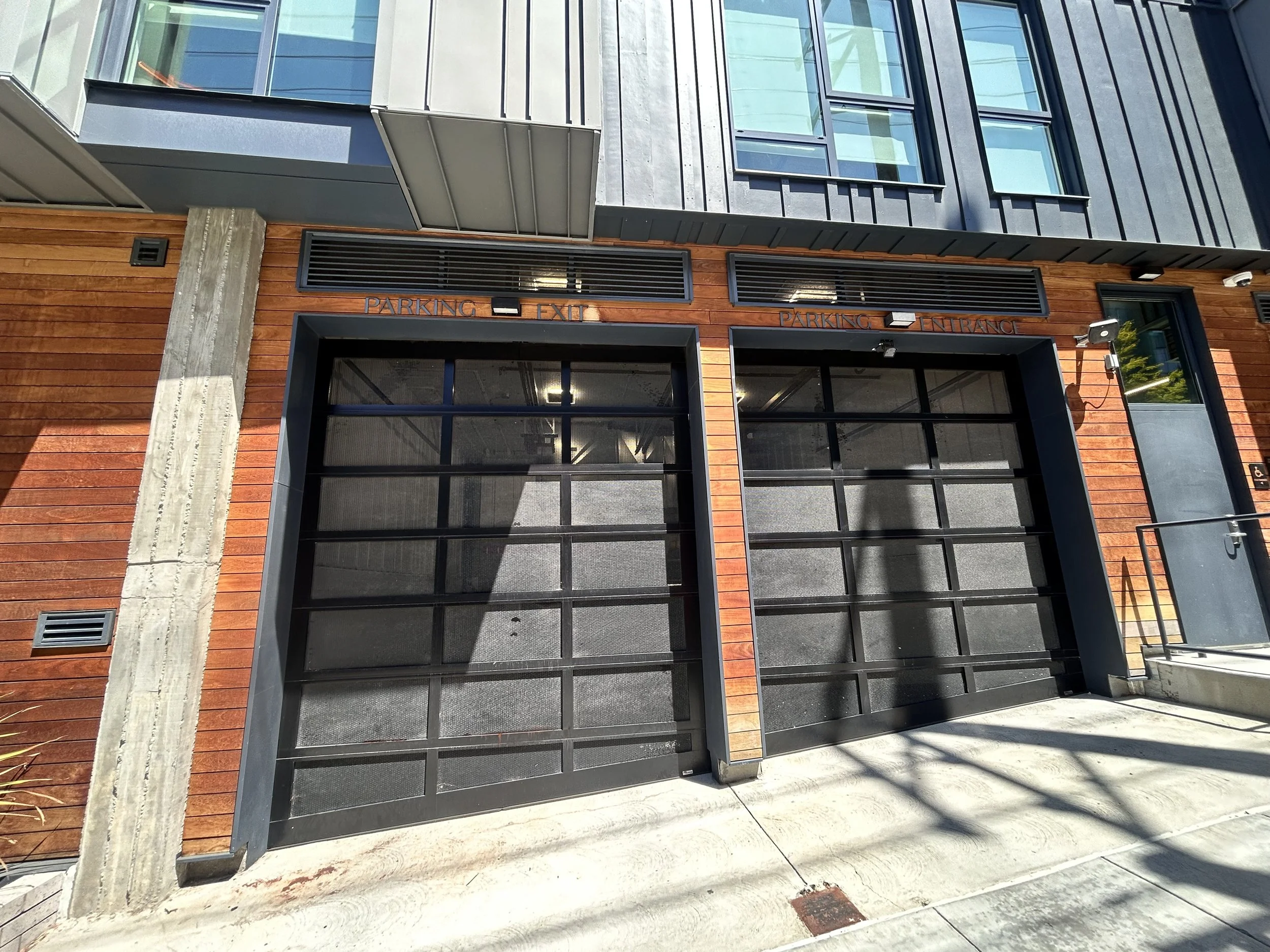 R&S San Francisco performed maintenance on sectional doors during service call