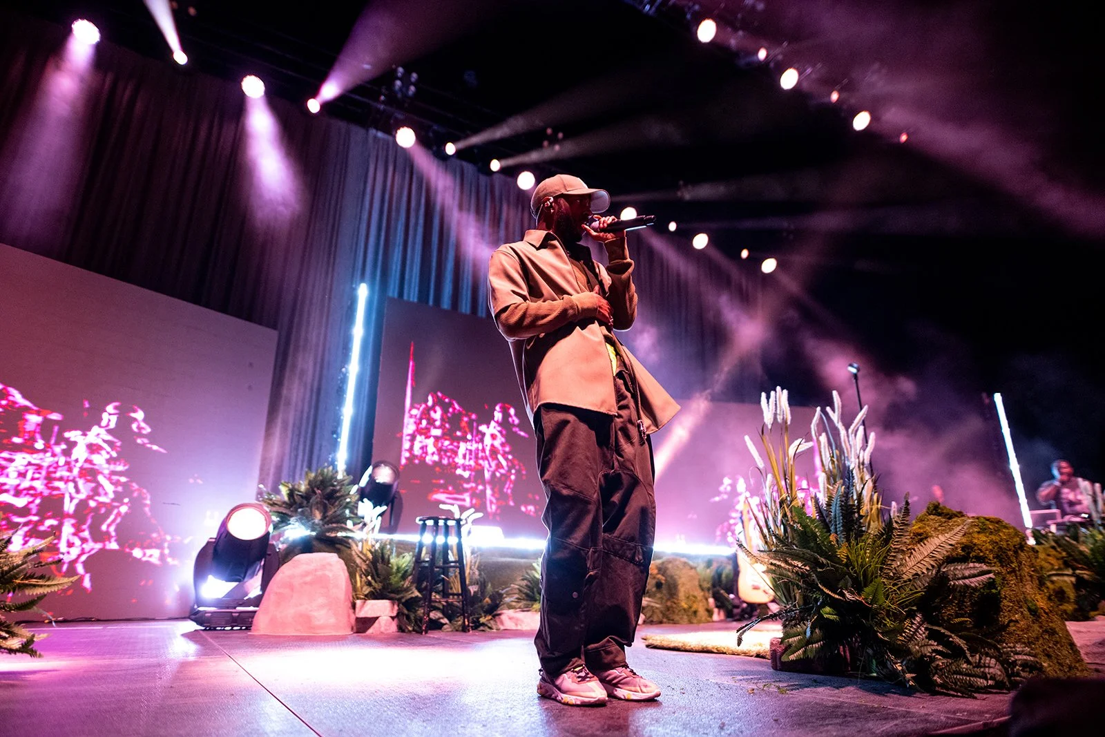 3ba7b482-5472-4e95-8bbe-0ad05fefa725-6LACK08 (1).jpg