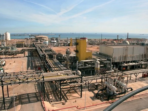 Hassi Messaoud Oilfield Algeria.jpg