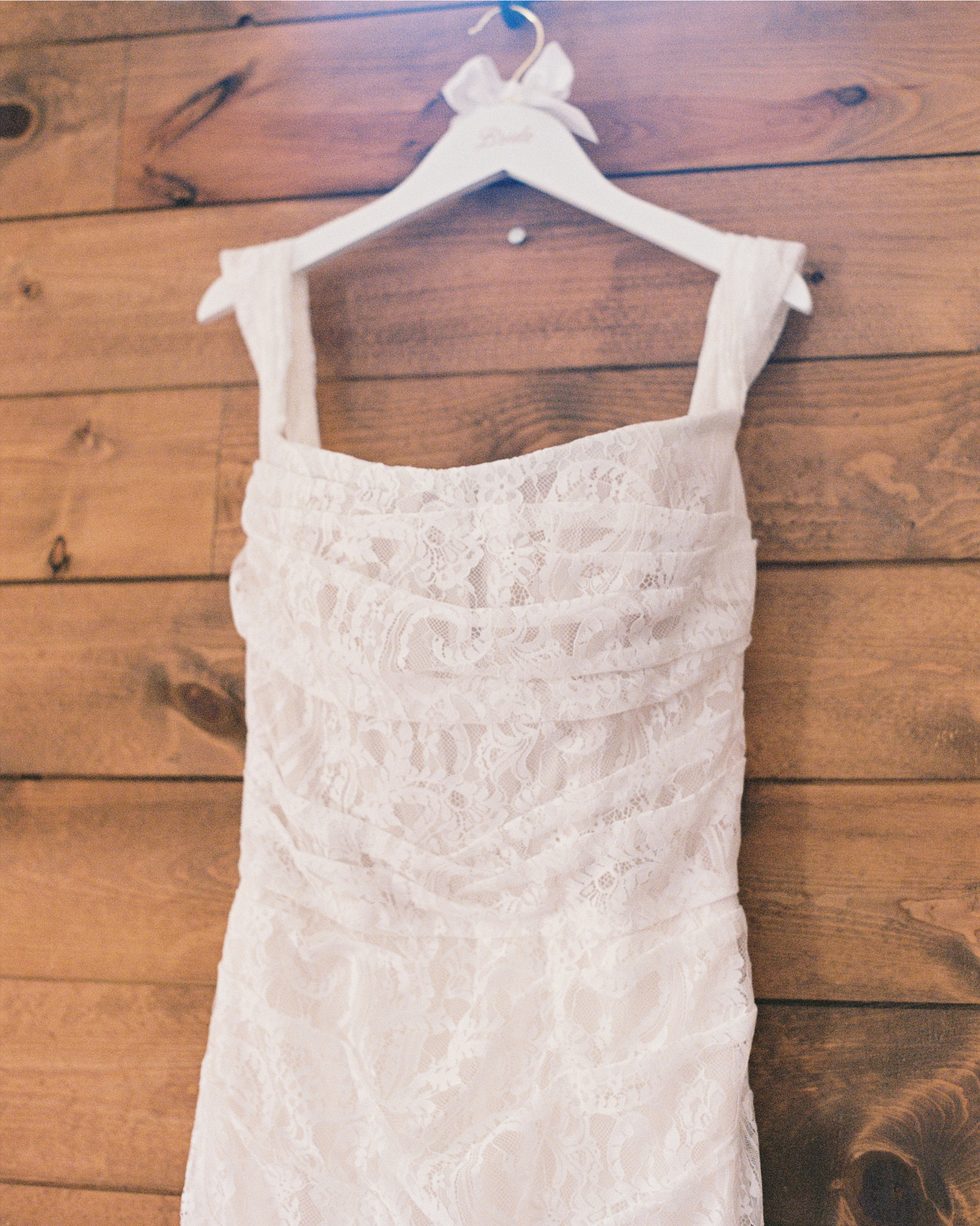 Iowa Greenhouse Wedding Day (4).png