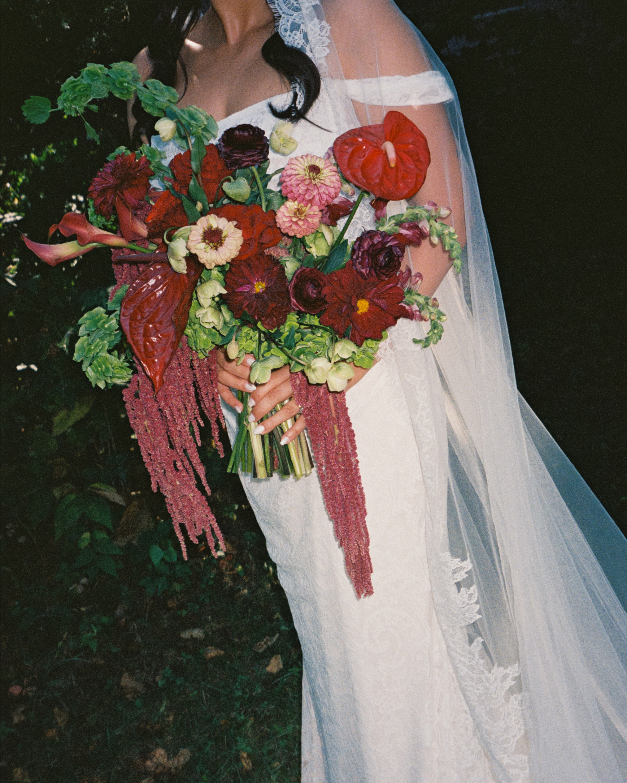 Iowa Greenhouse Wedding Day (12).png