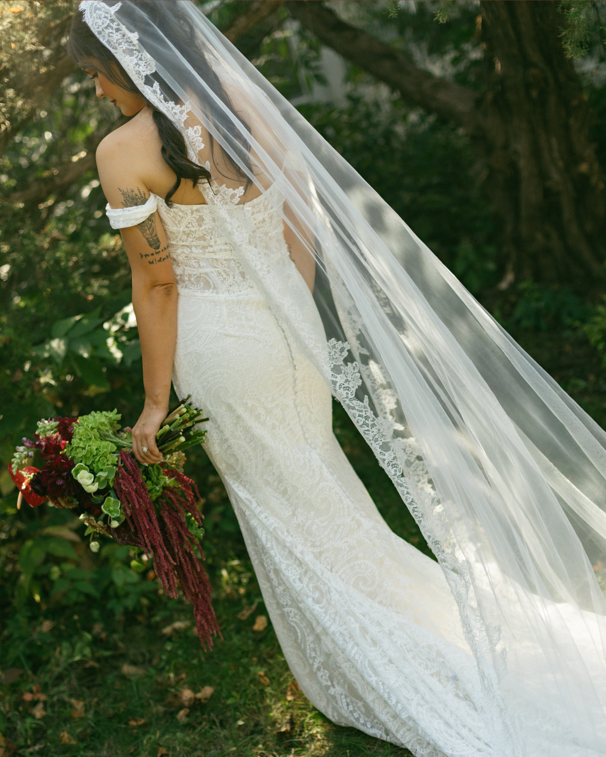 Iowa Greenhouse Wedding Day (15).png