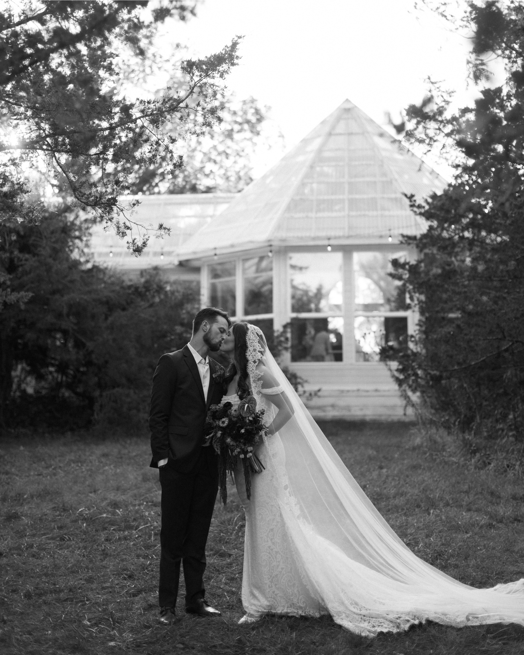 Iowa Greenhouse Wedding Day (55).png