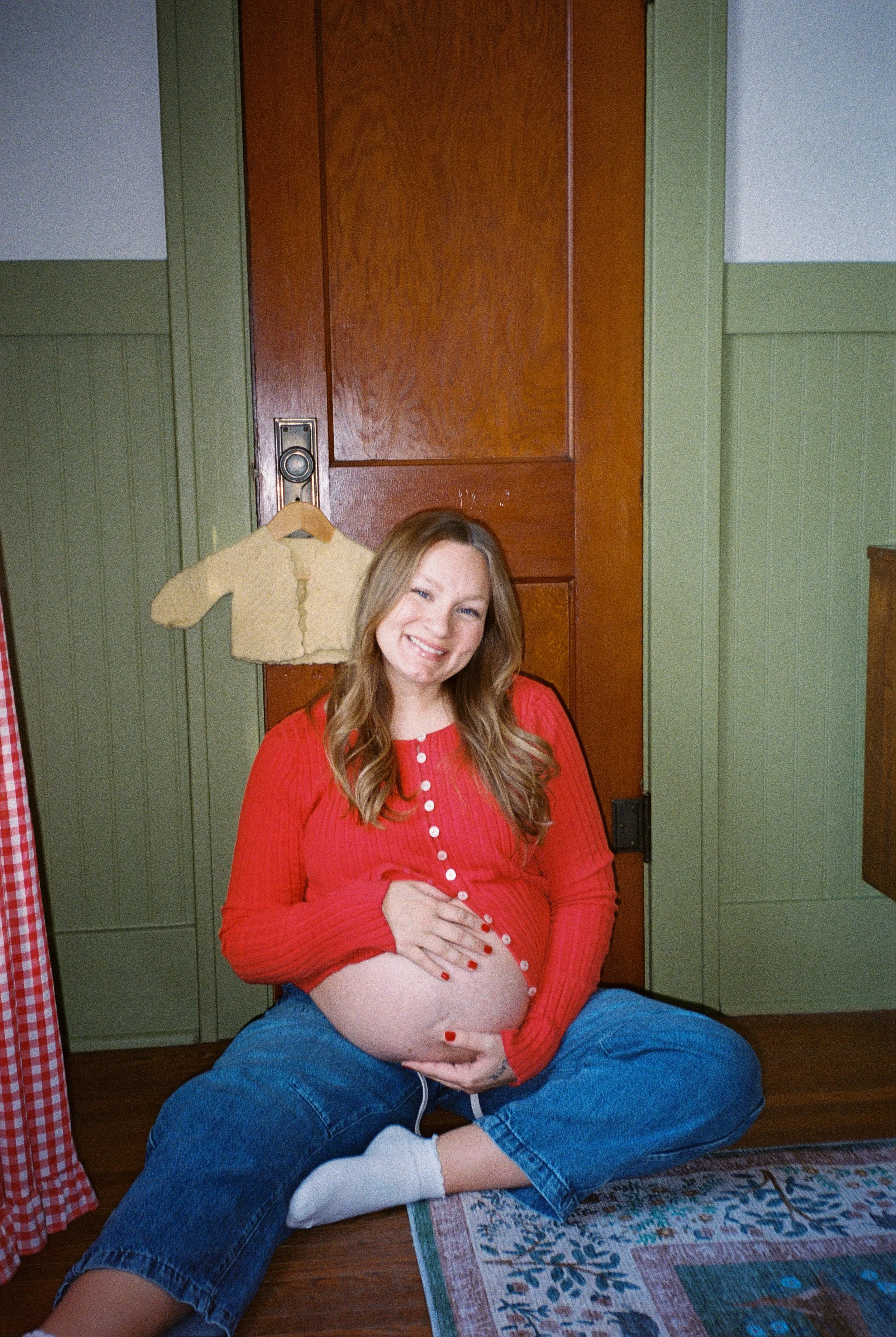 film photography maternity at home