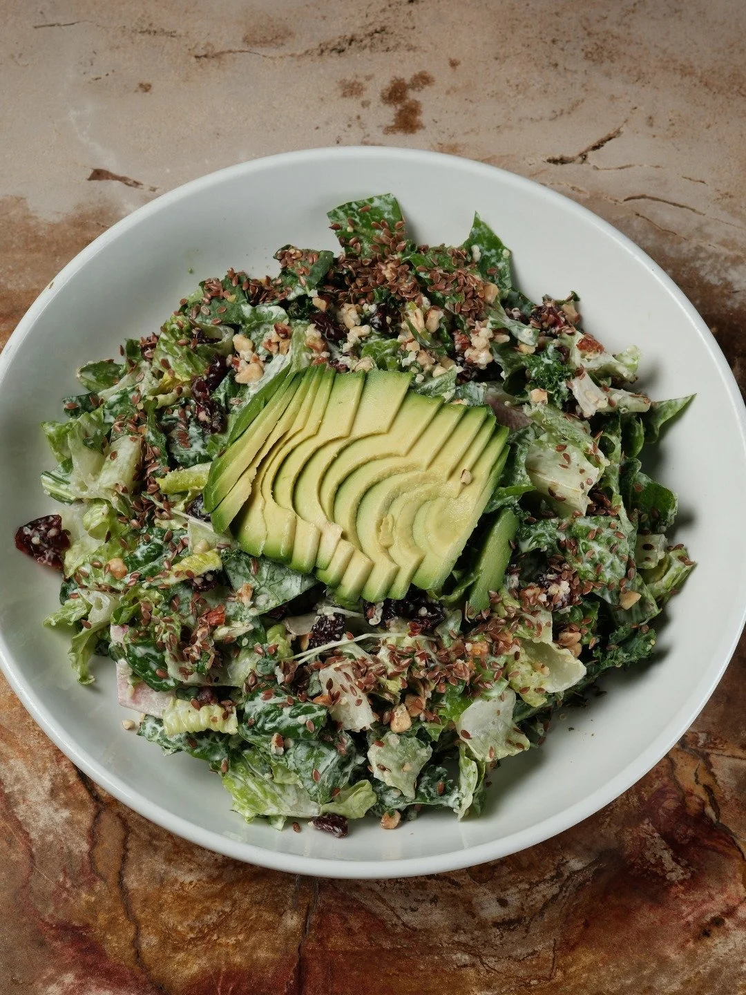 Just one of many great salads from The Living Room 🥗✨

#TheLivingRoomAZ #ScottsdaleEats #AZFoodie #SaladLover #Fresh