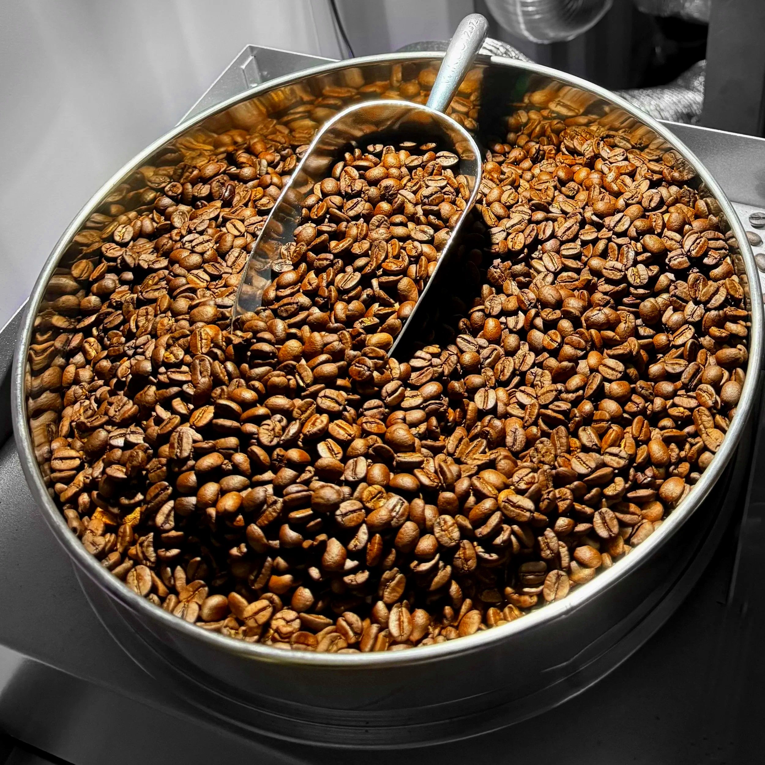 Raku Roasted Coffee Beans™ Fresh out of the reduced Co2 emission roaster
