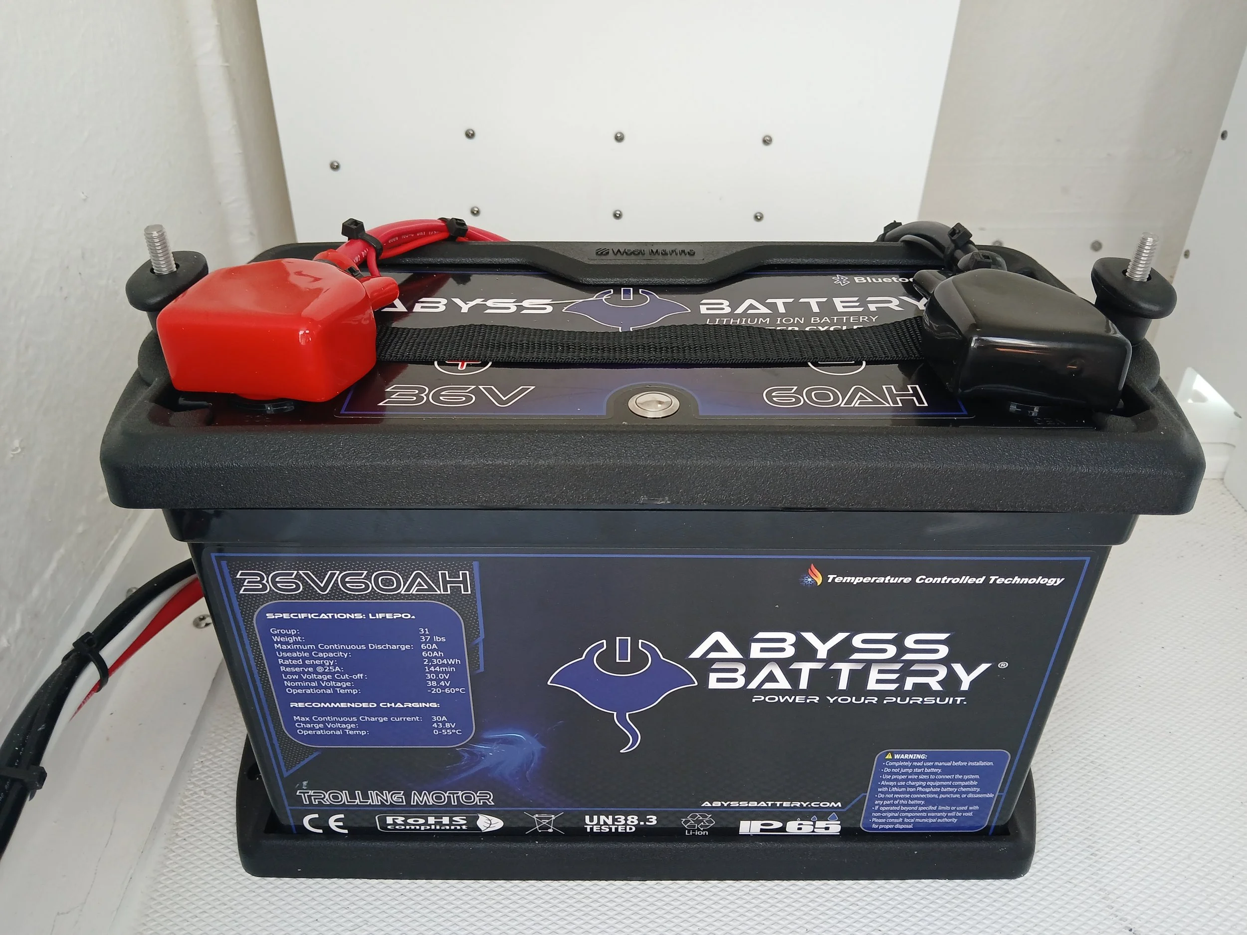 2024 Seahunt 275 Ultra Garmin  Abyss Battery 36 60.jpg