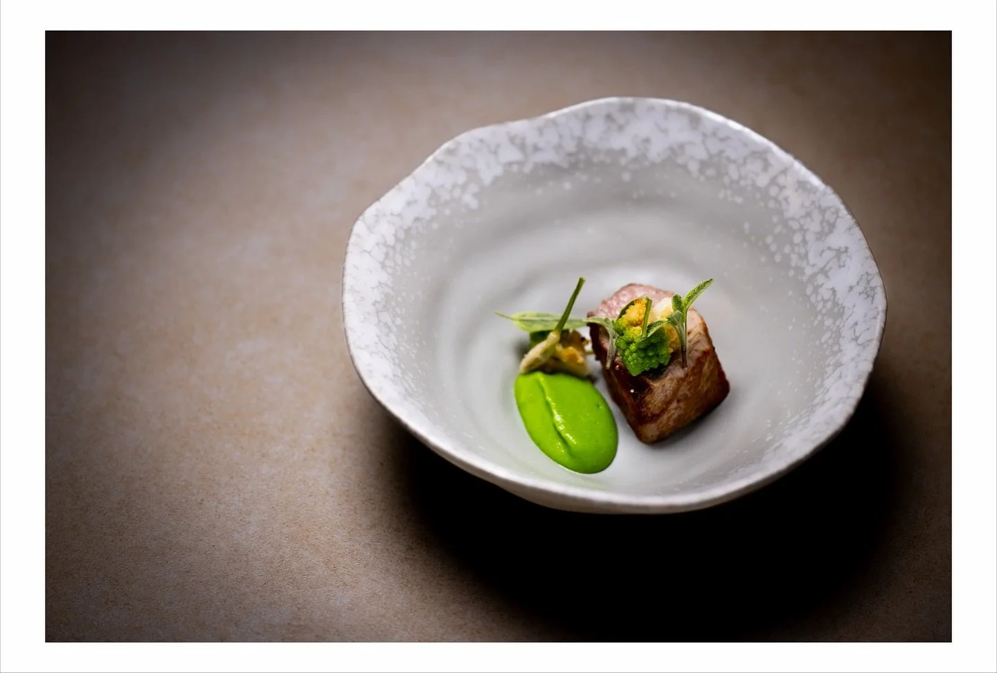 Capturing the dishes you&rsquo;ve poured your heart into is my passion. From glossy cocktails to rustic mains, I bring every flavour and texture to life through my lens. 🥂🍴

Whether you&rsquo;re launching a menu, need scroll-stopping social media s