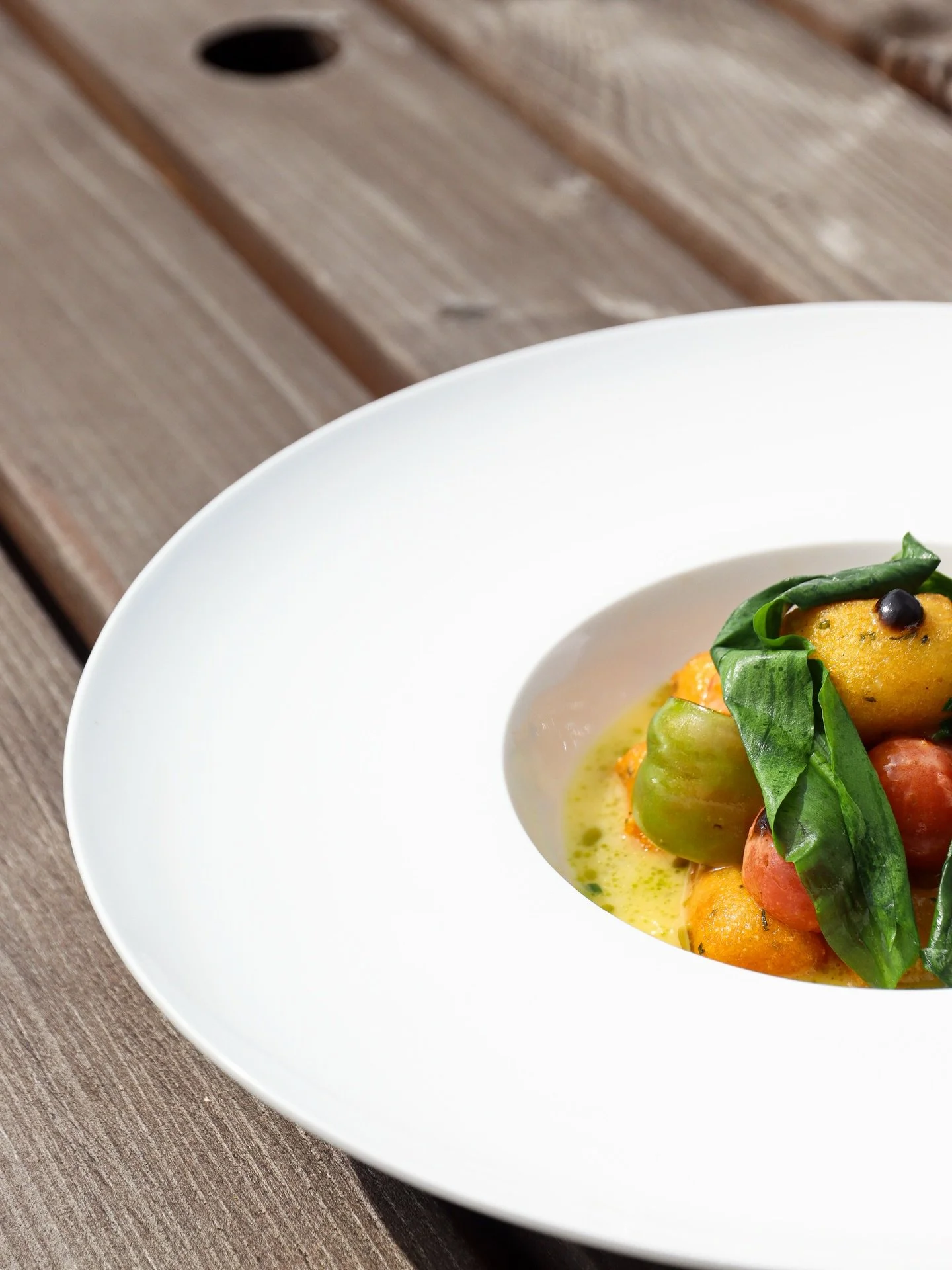 Spring is just around the corner and the wild garlic is just coming through maybe time to update photos for your website #foodphotography #northyorkshire #yorkfood #leedsfood