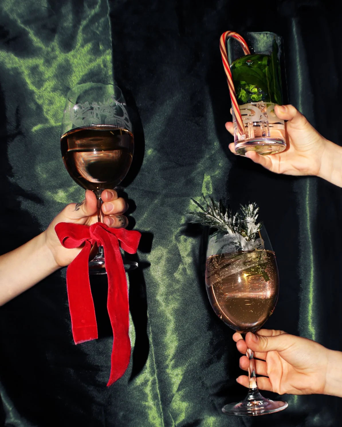 Cheers_T.jpg