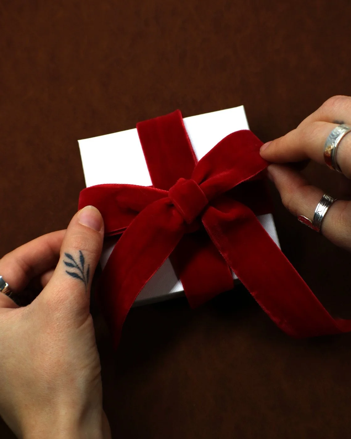 GiftwrappingCover.jpg