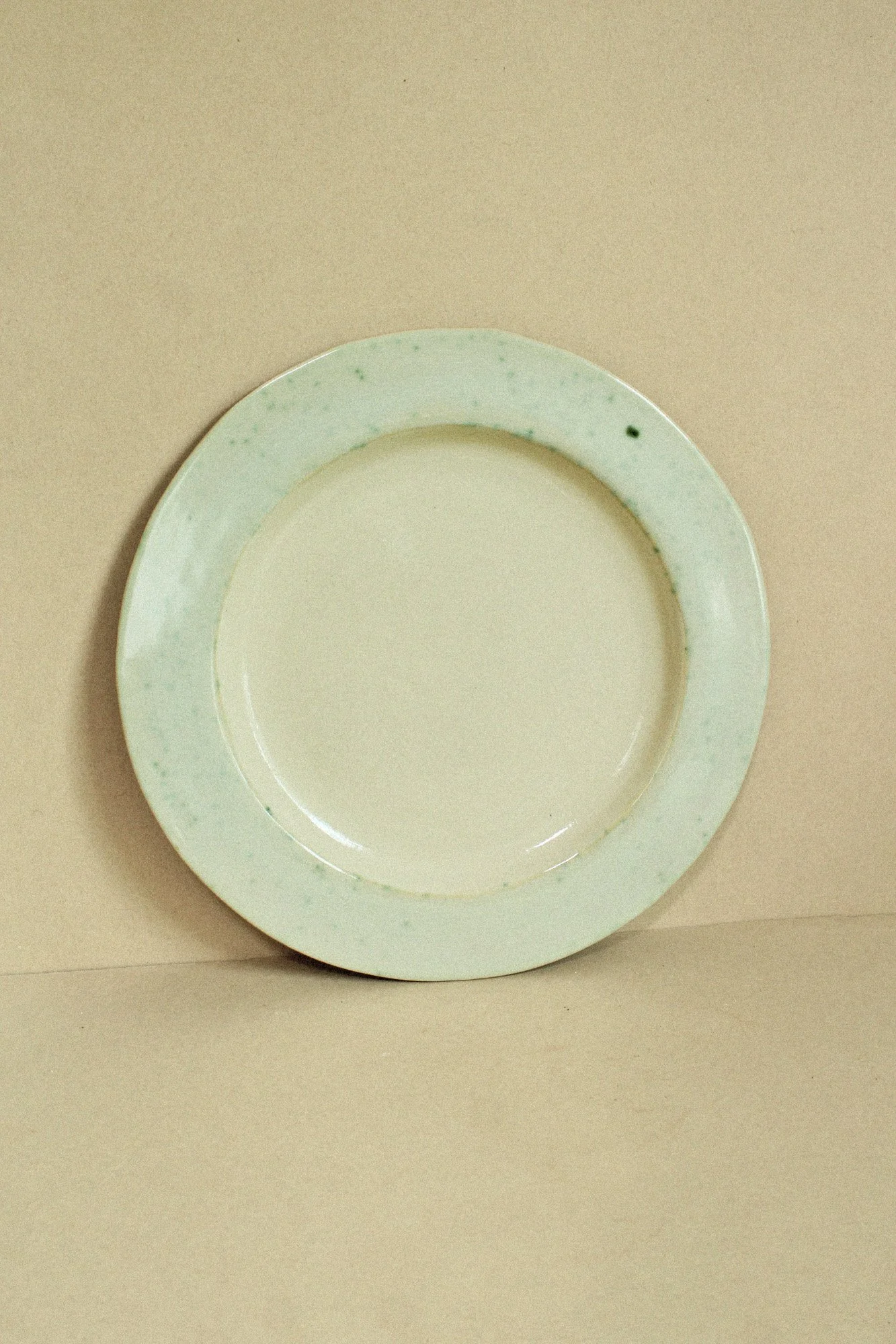 xl-rim-platter-moss-1.jpg