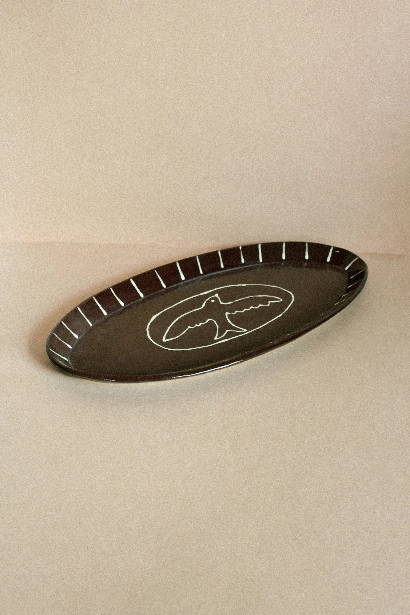 paloma-almond-platter-espresso-2.jpg