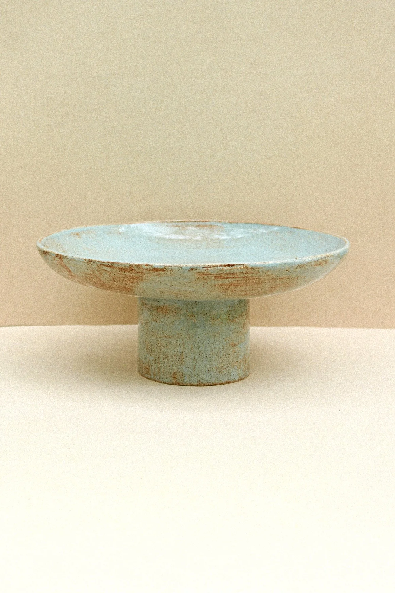 pedestal-bowl-cielo-1.jpg