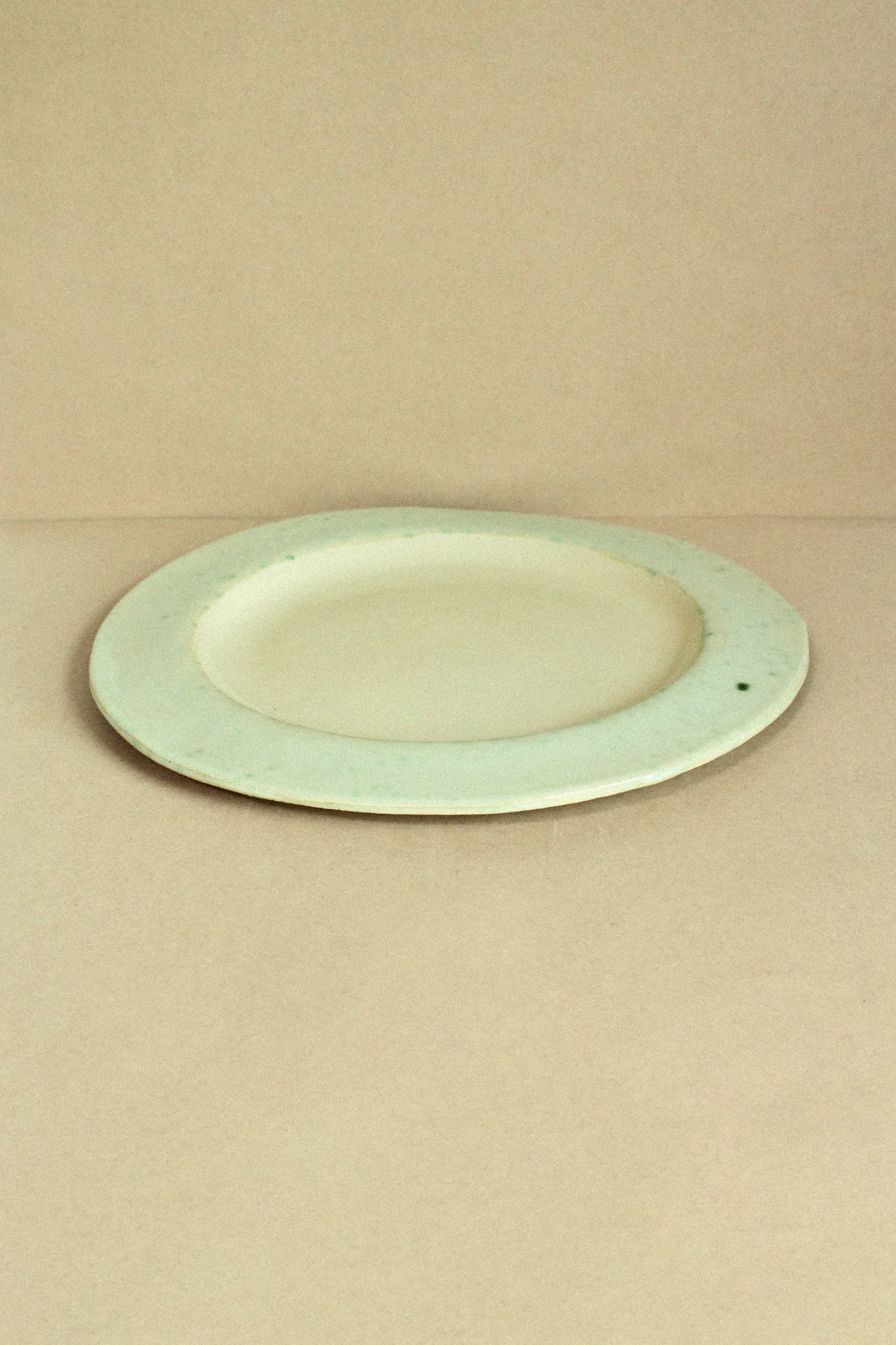 xl-rim-platter-moss-2.jpg