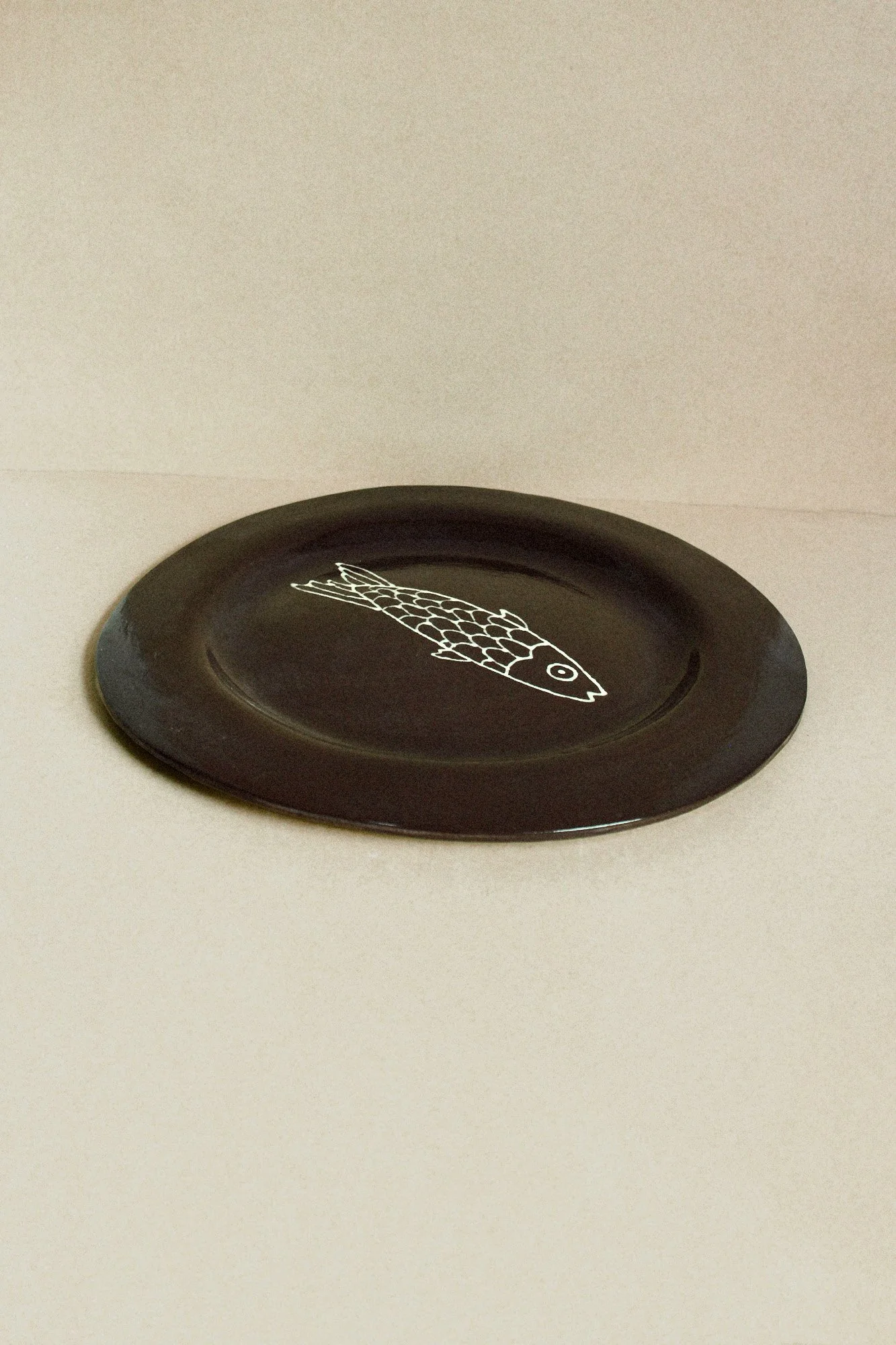 fish-xl-platter-espresso-2.jpg